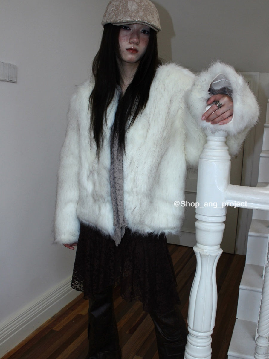 ang project Winter Short Plush Faux Fur Coat