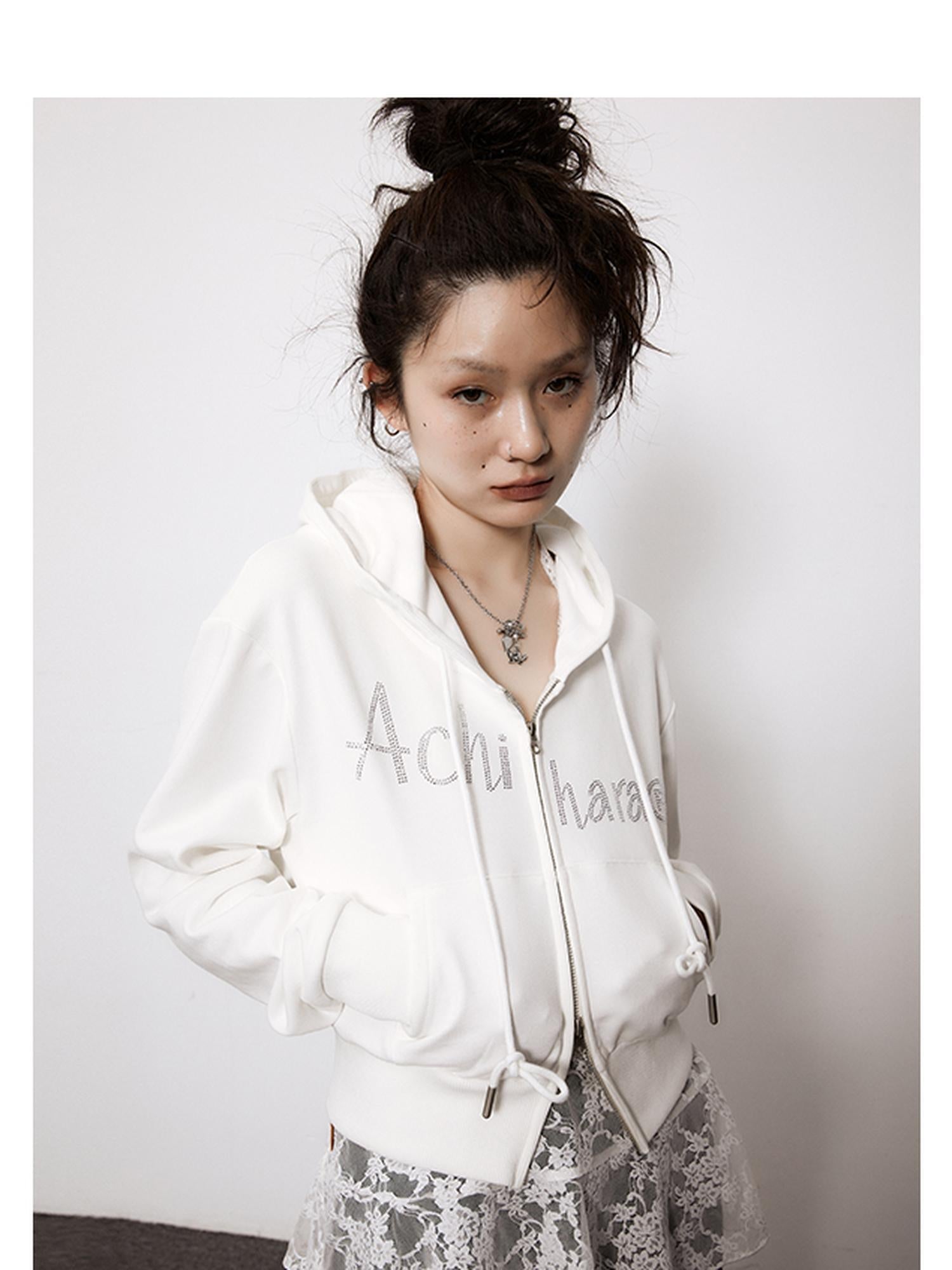 Achihara Short Heavy Hooded Sweater With Rhinestones