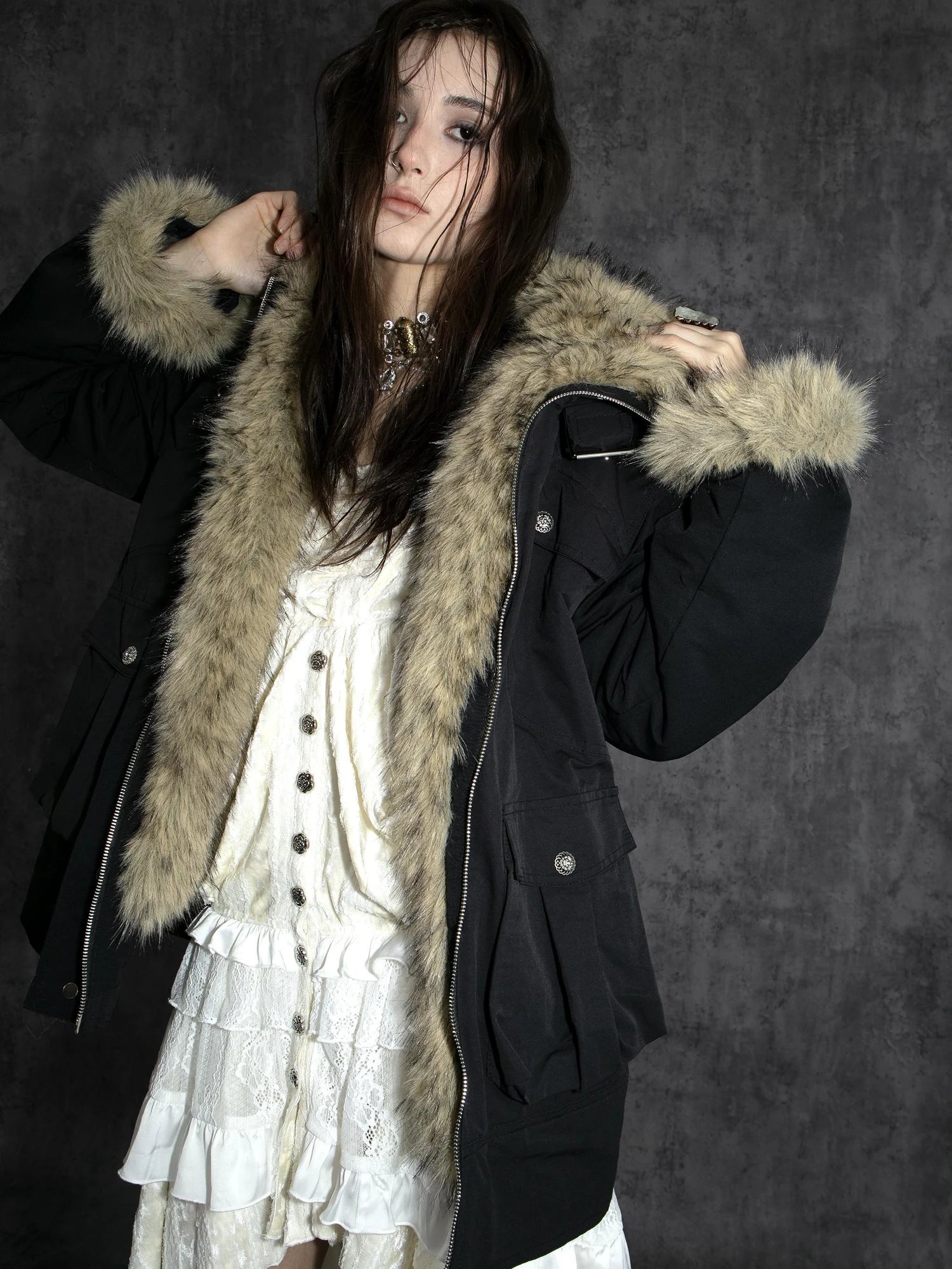 Winter Faux Fur Lined Hooded Parka Coat With Thick Fur Trim