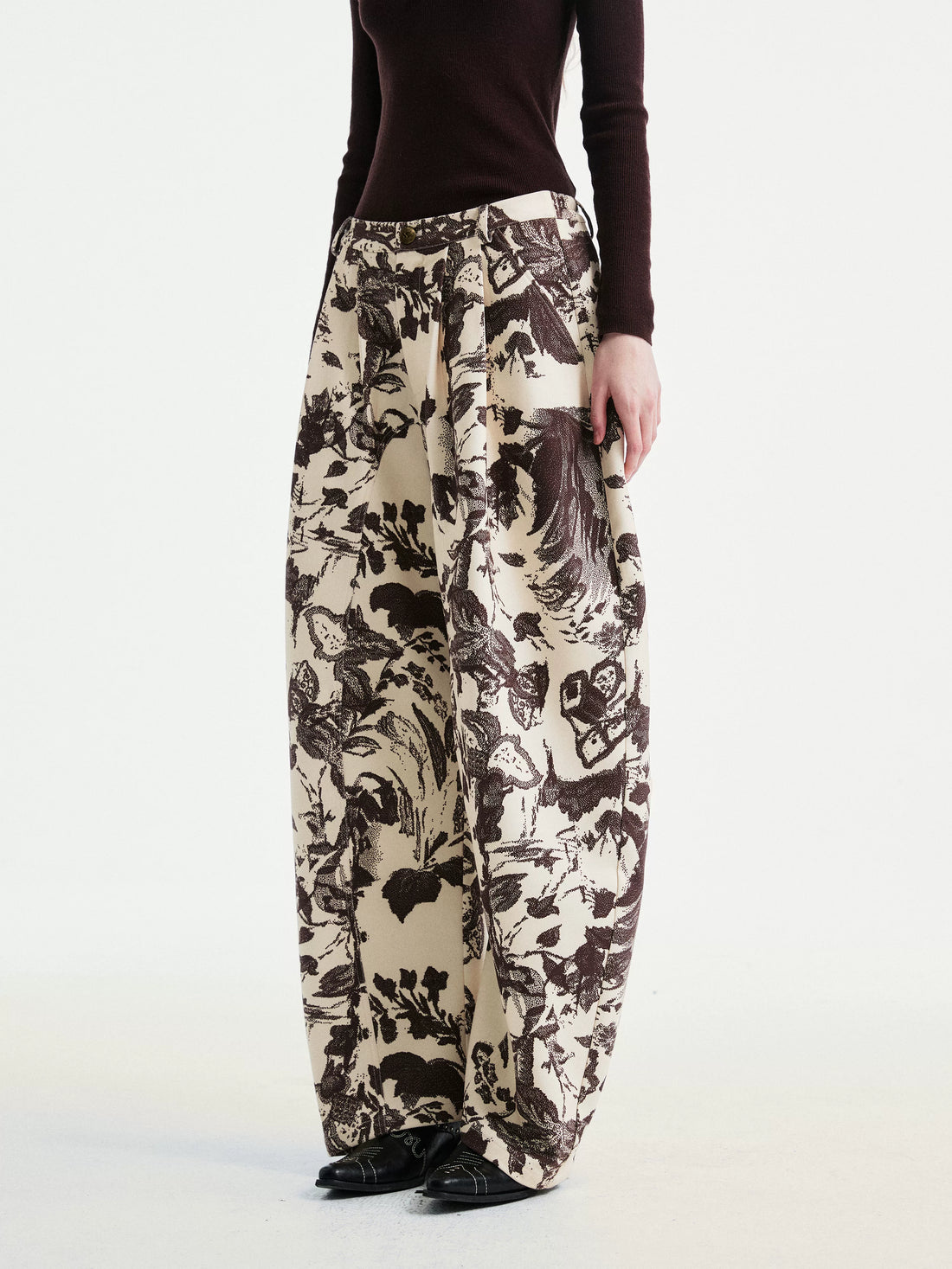 YOSHUYUKI Beige Floral Print Curved Cut Women&