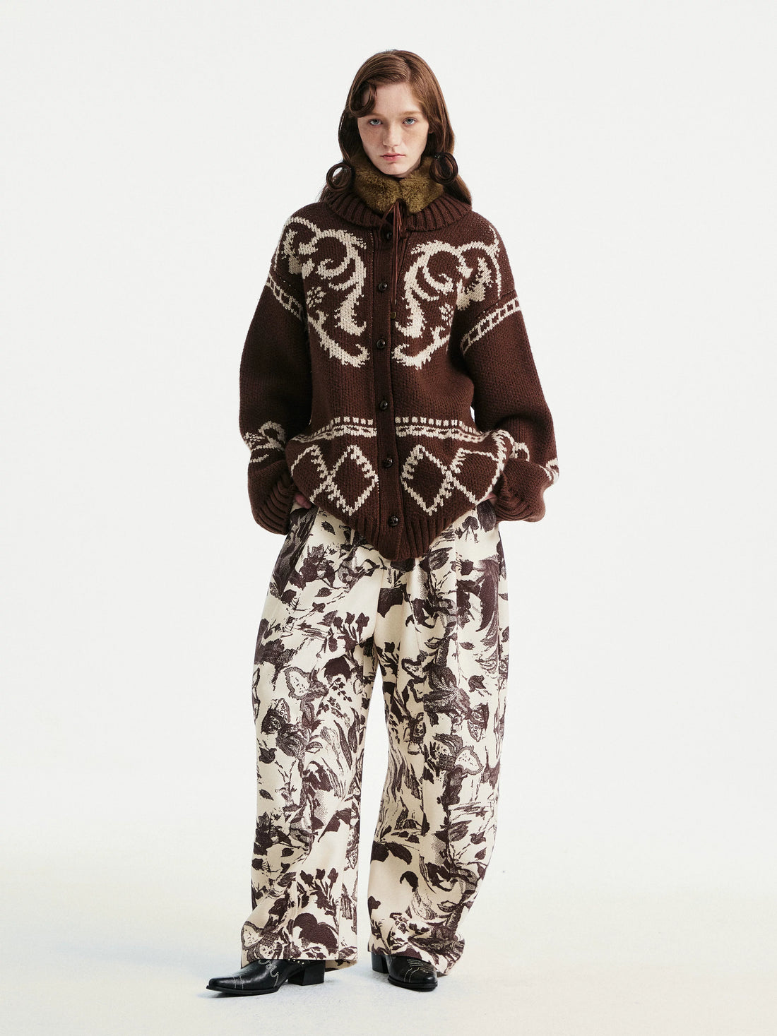 YOSHUYUKI Beige Floral Print Curved Cut Women&