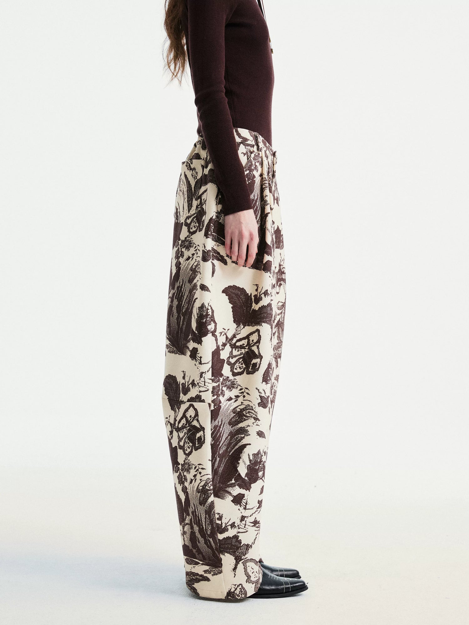 YOSHUYUKI Beige Floral Print Curved Cut Women&