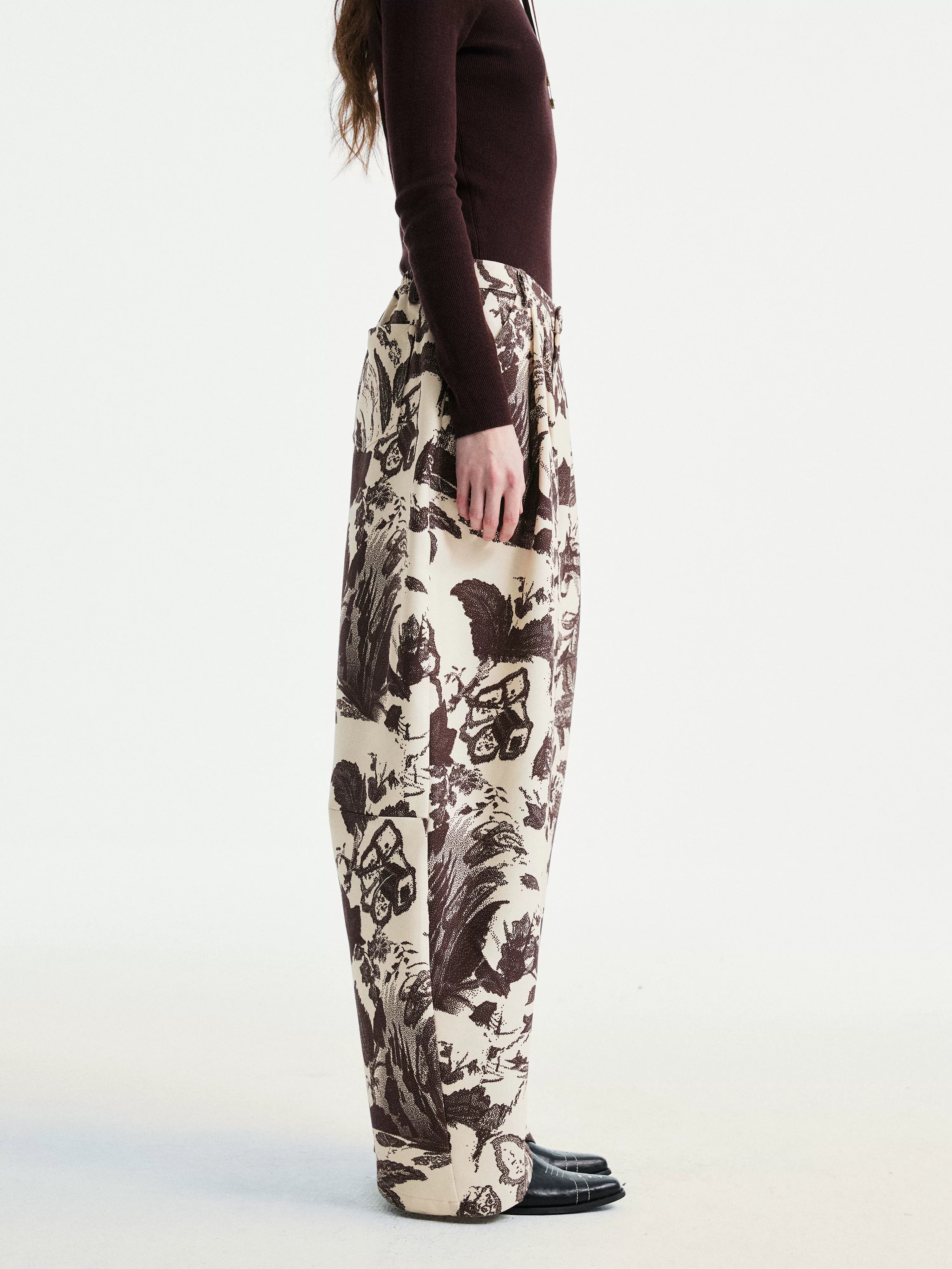 YOSHUYUKI Beige Floral Print Curved Cut Women&