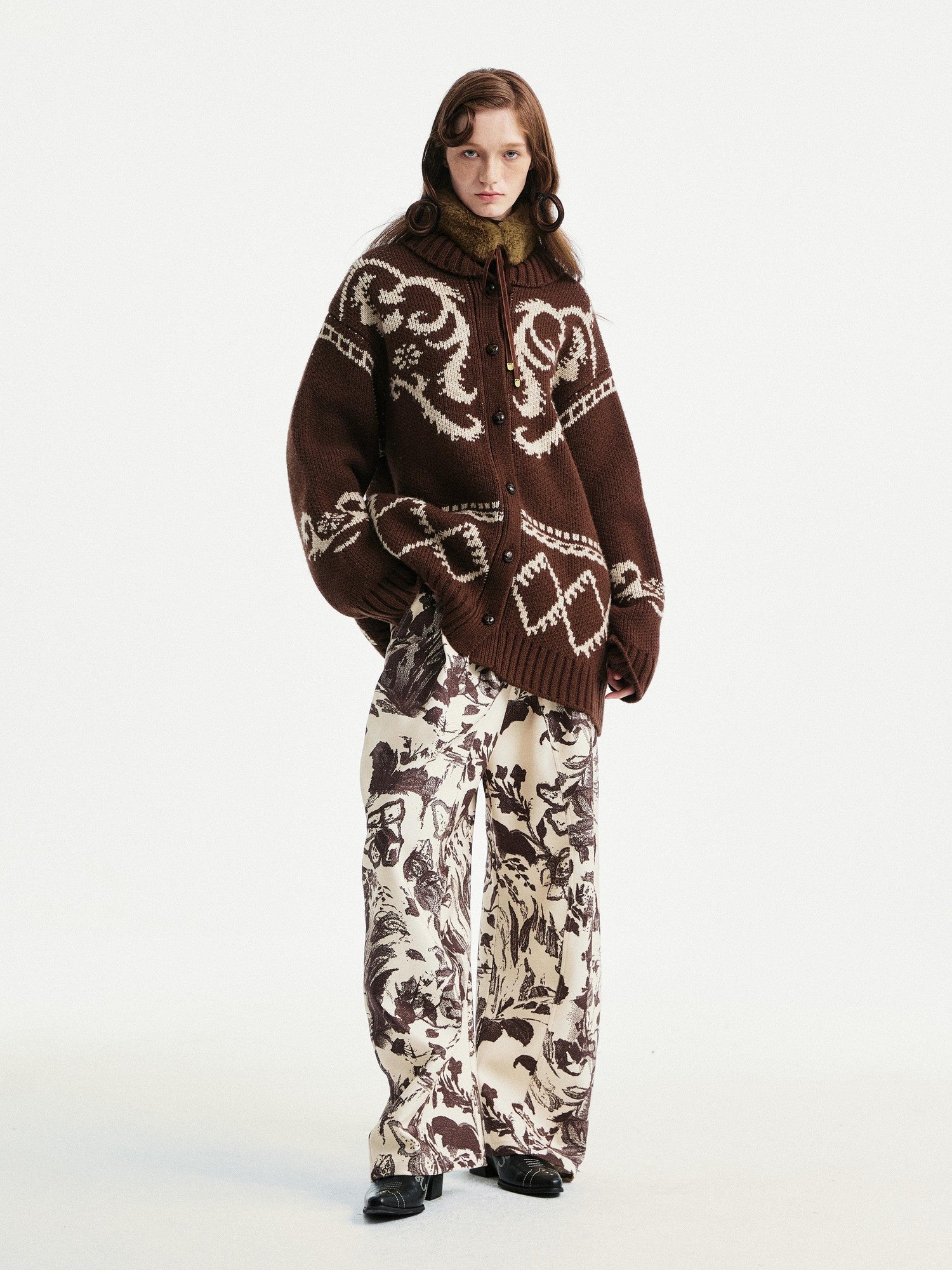 YOSHUYUKI Beige Floral Print Curved Cut Women&