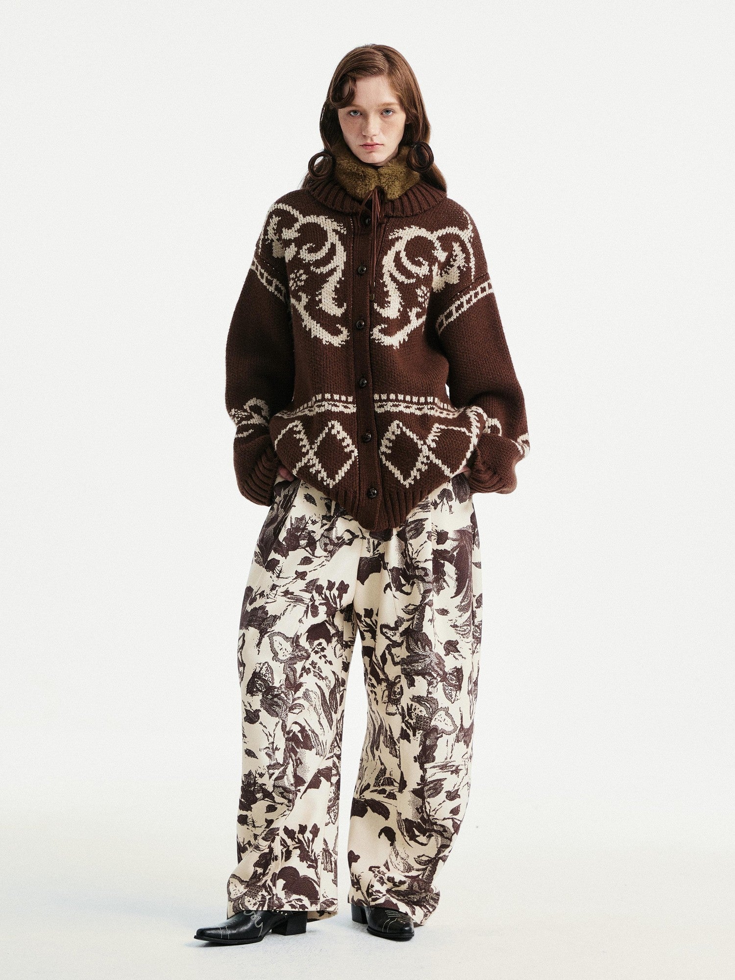 YOSHUYUKI Beige Floral Print Curved Cut Women&