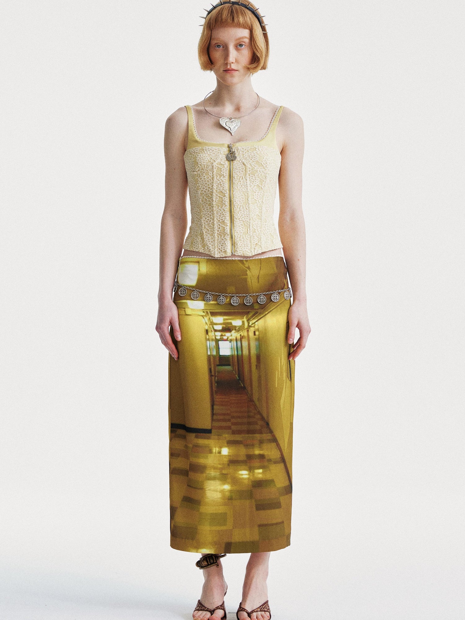 YOSHUYUKI Golden Corridor Print Low Waist Lace Skirt