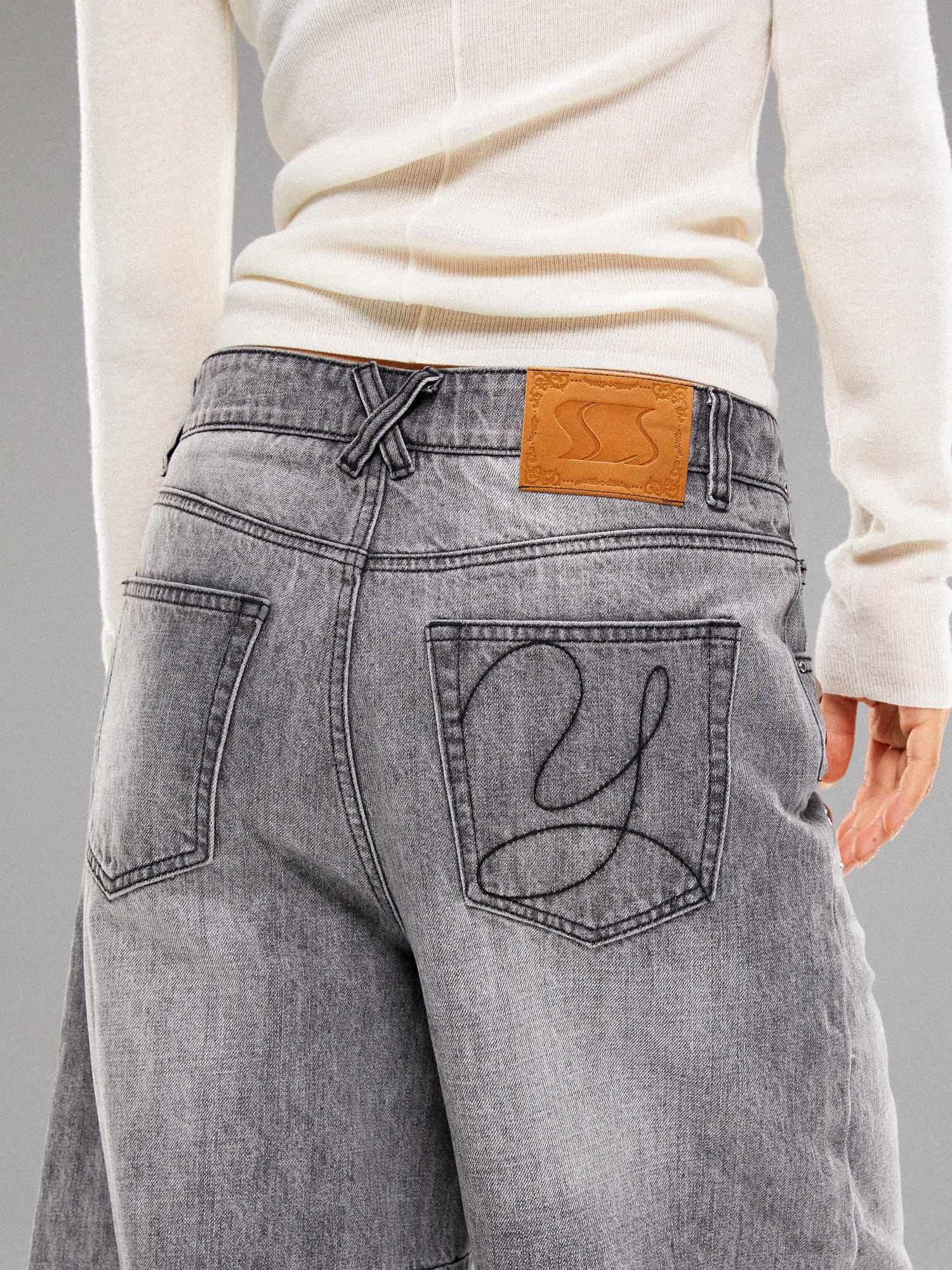YOSHUYUKI Light Wash Punk Rivet Straight Leg Natural Waist Button Fly Unisex Grey Jeans