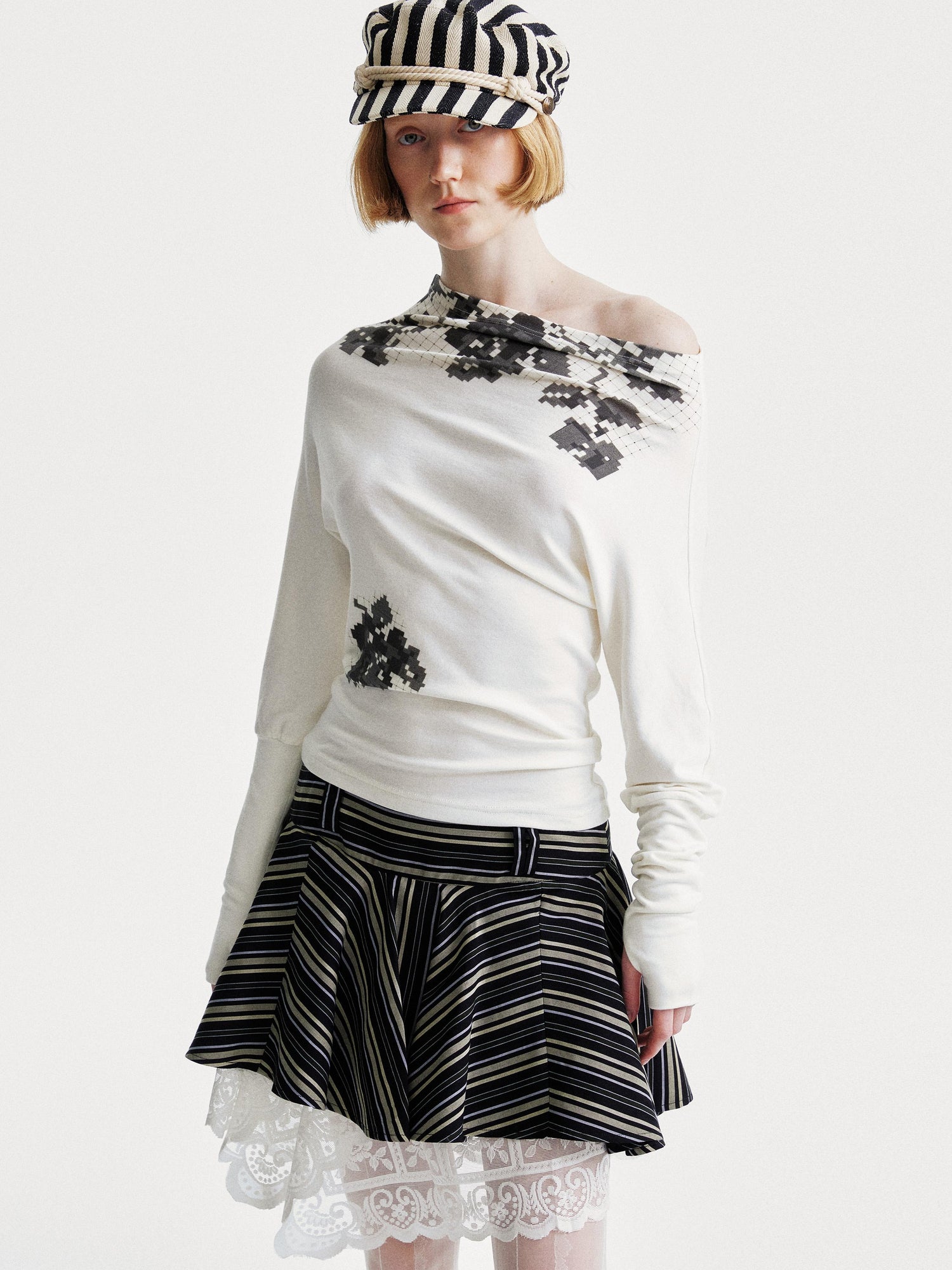 YOSHUYUKI Pixel Floral Off Shoulder Top