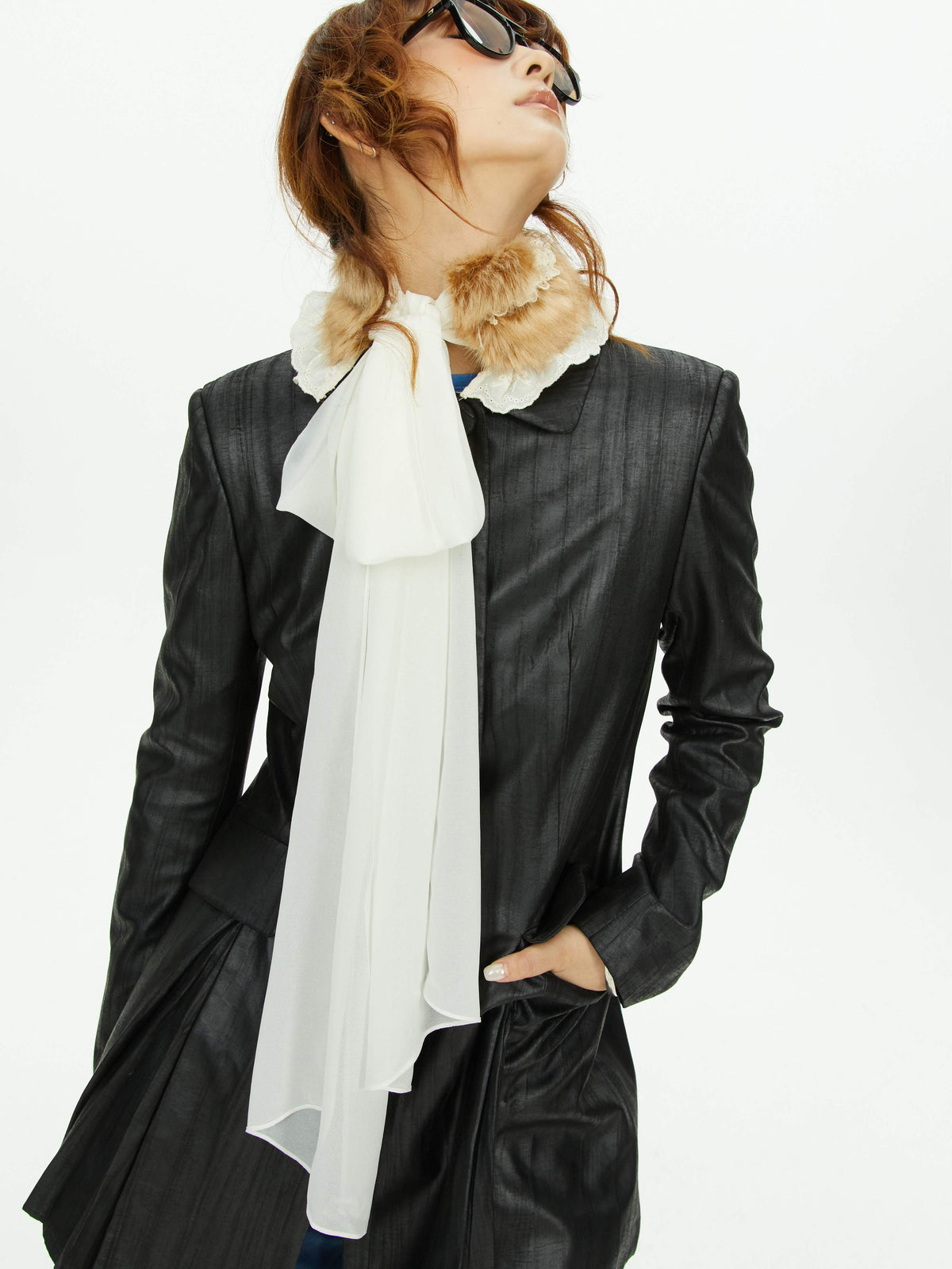 YOSHUYUKI_Rectangular_Minimalist_Faux_Fur_Trim_Ribbon_Women&