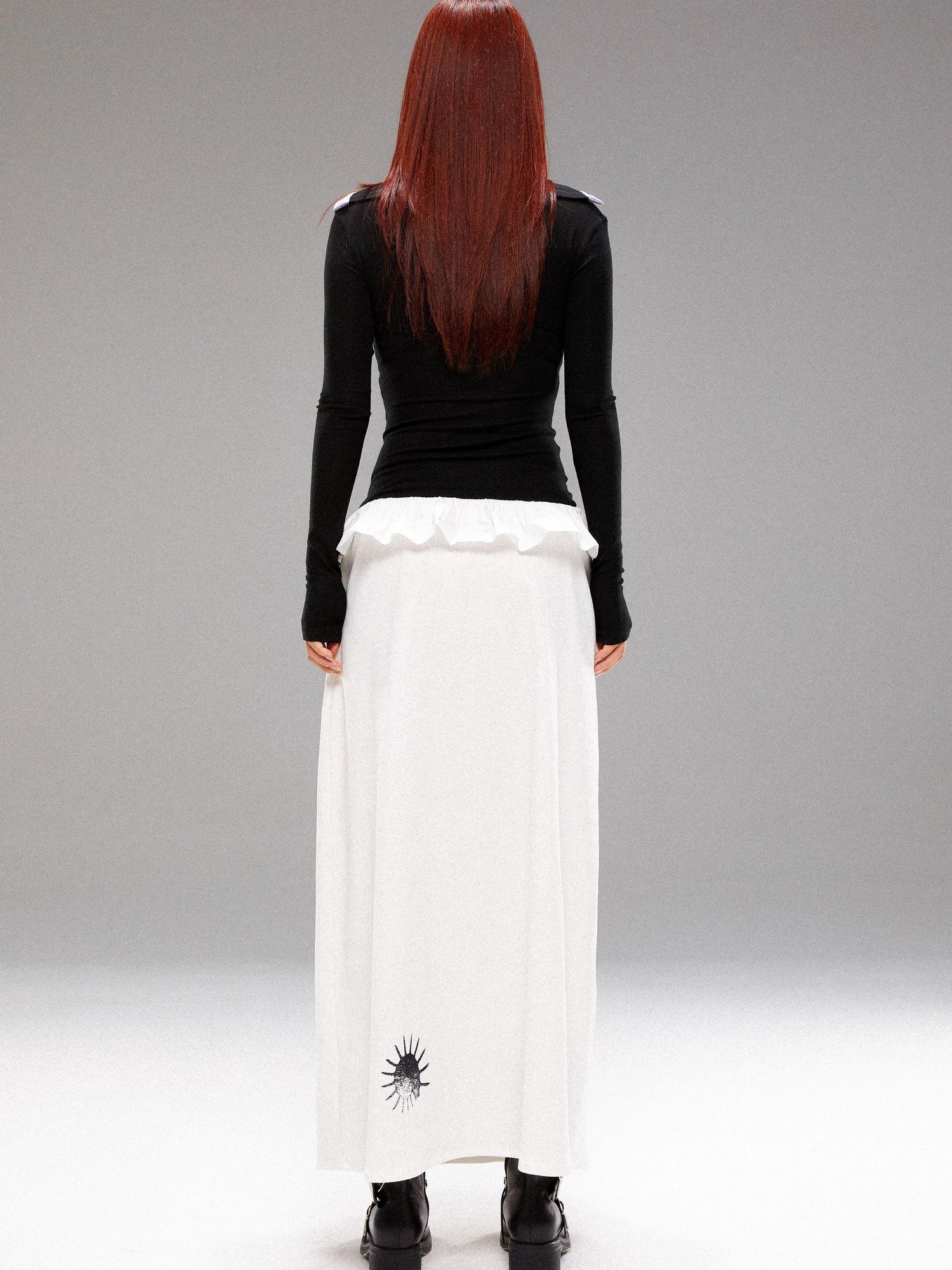 YOSHUYUKI Sea Star Studded Contrast Knit Top