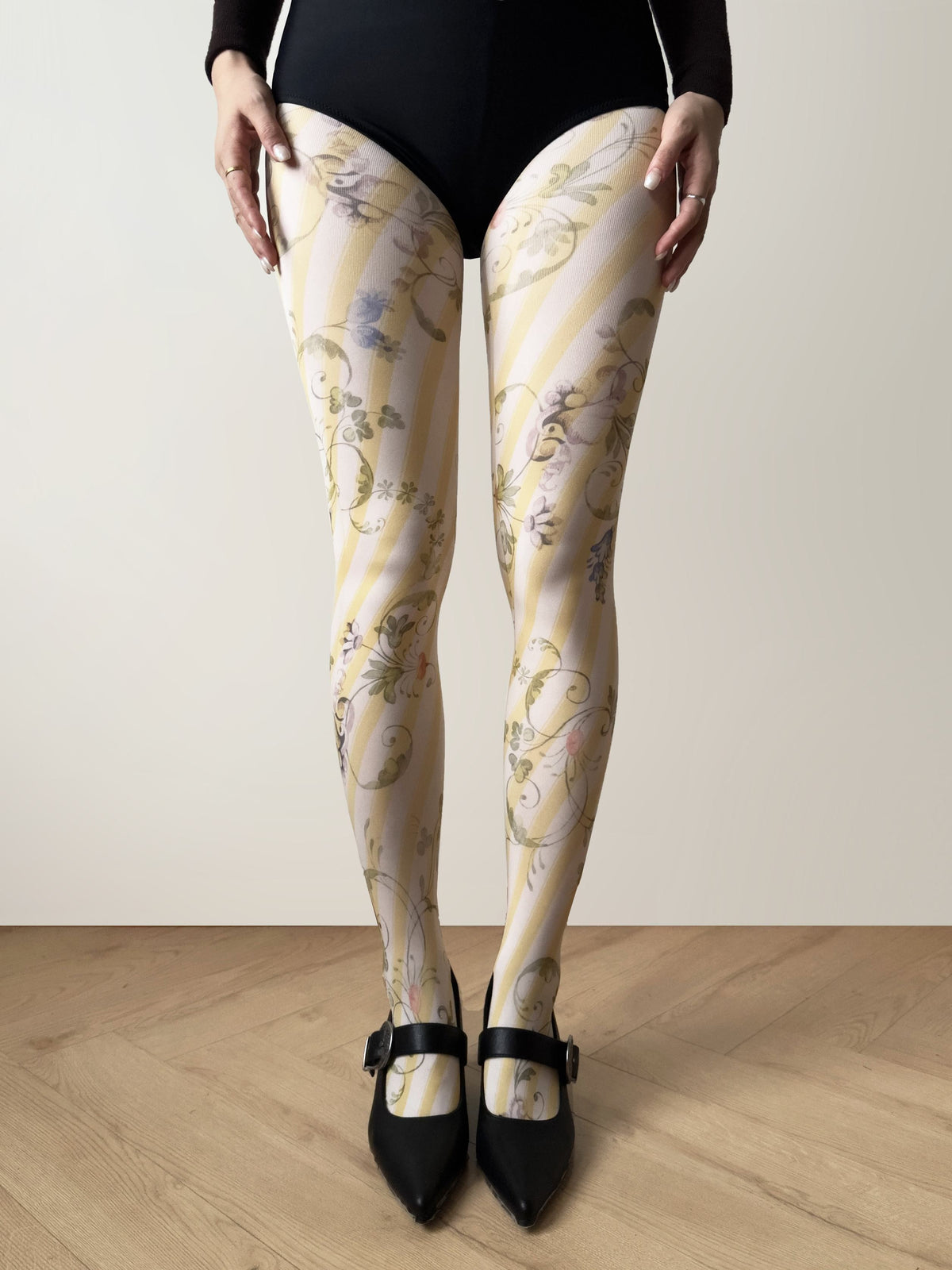 YOSHUYUKI_Vintage_Floral_Print_Women&