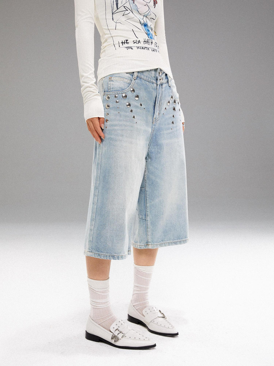 YOSHUYUKI Washed Blue Denim Mid Shorts With Metal Rivets