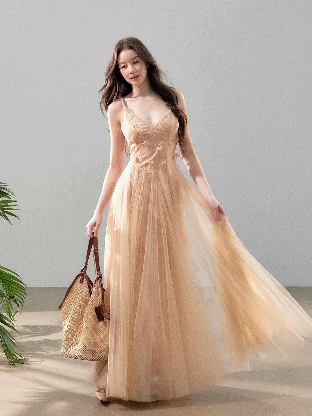 YZZI HE 3d Floral Tulle Splice Lace V-neck Women&