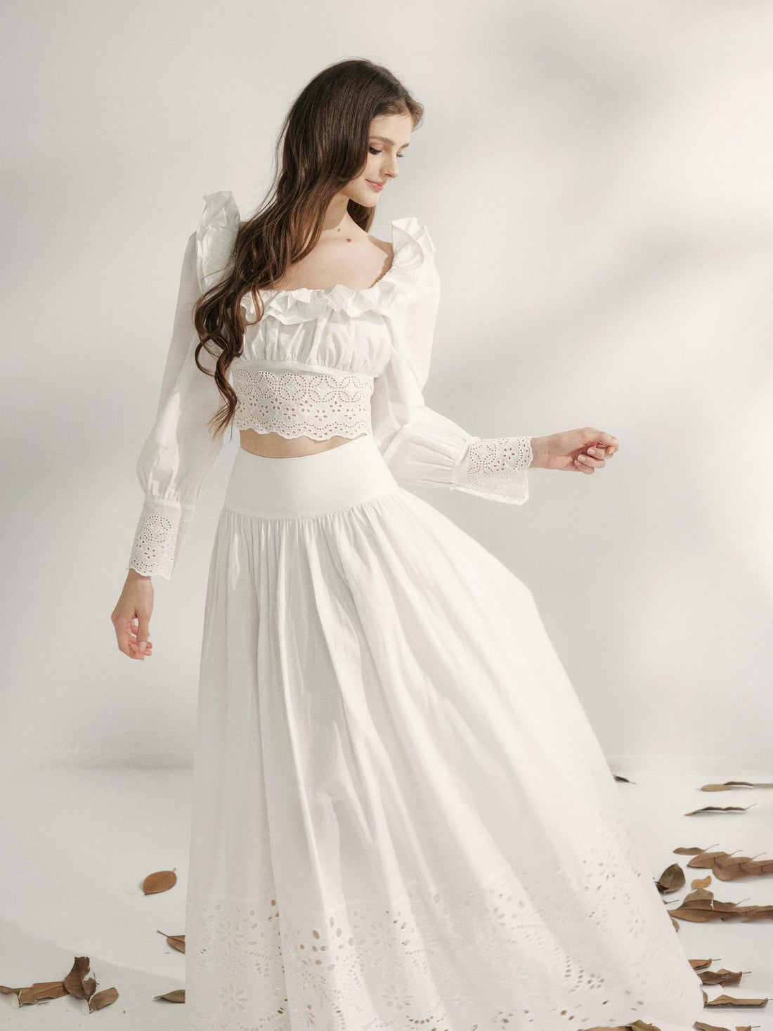 YZZI HE Applique Embroidered Lace Cutout French Women&