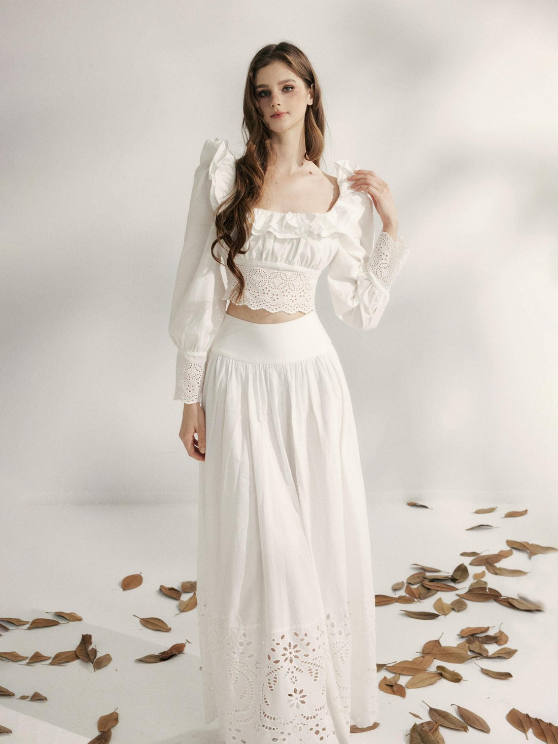 YZZI HE Applique Embroidered Lace Cutout French Women&