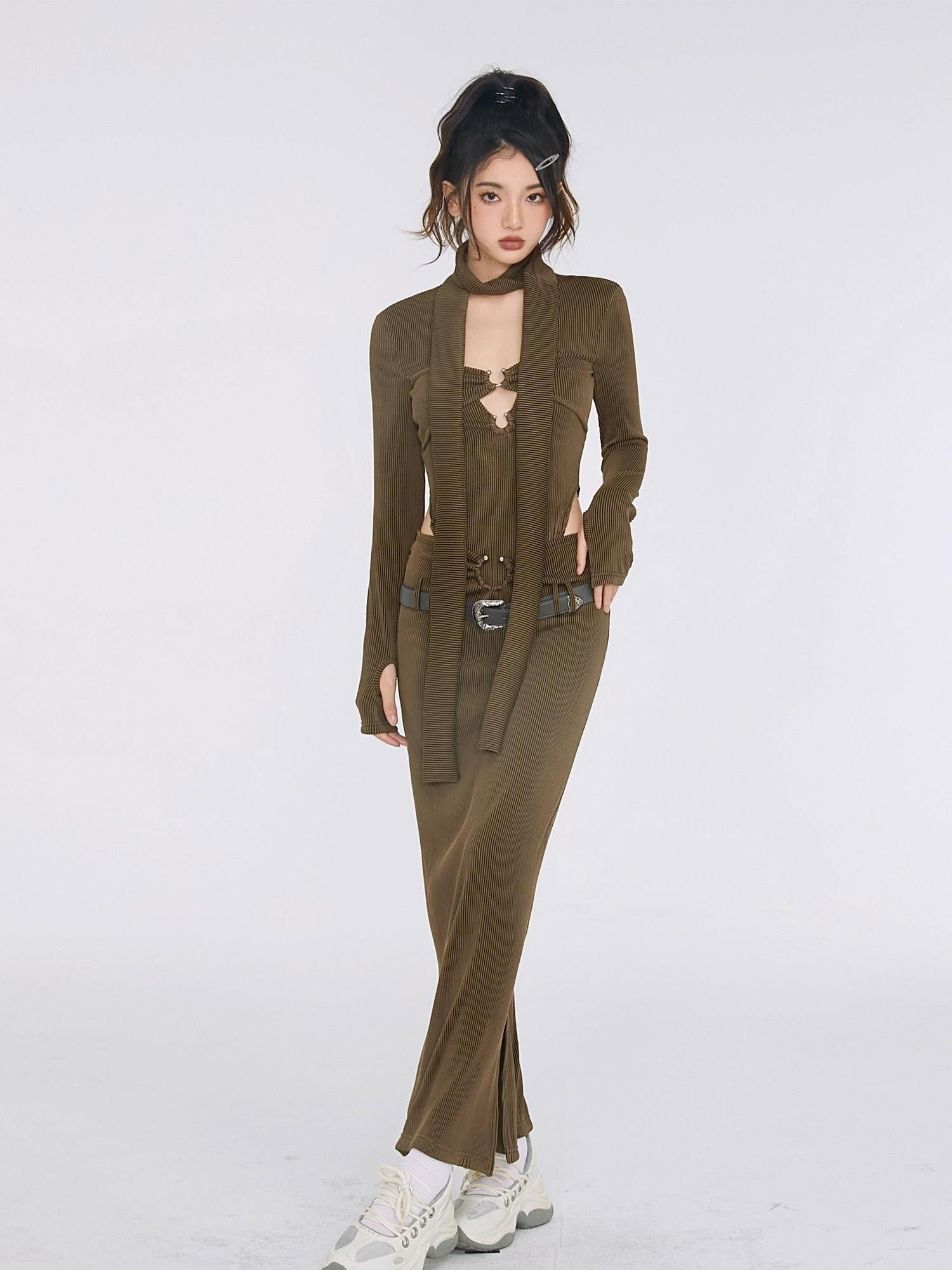YZZI HE Cutout V-neck Long Sleeve Low Waist Bodycon Women&