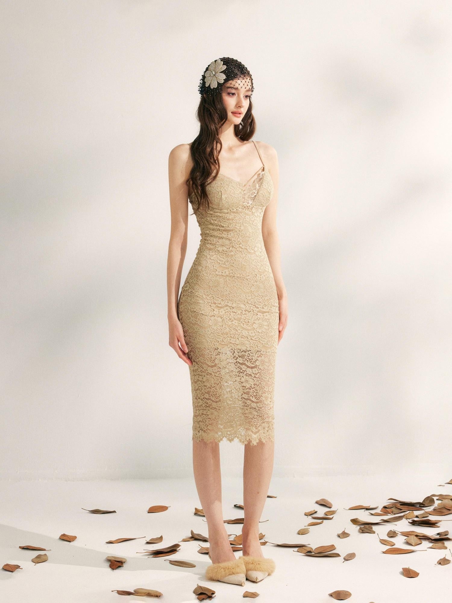 YZZI HE Floral Lace Embroidered Fishtail Women&