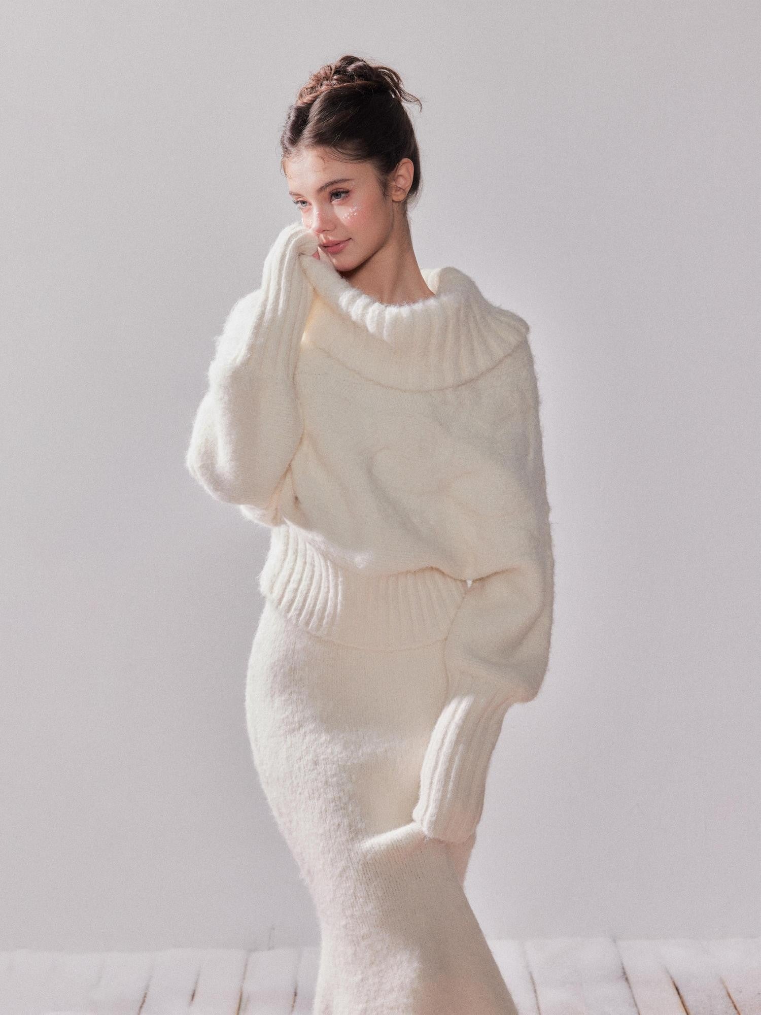 YZZI HE Foldover Neck Off Shoulder Batwing Women&