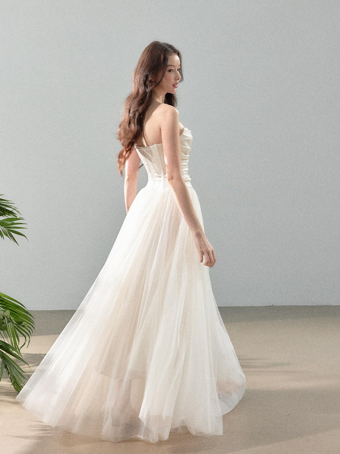 YZZI HE Ivory Satin Splice Voluminous Tulle Women&