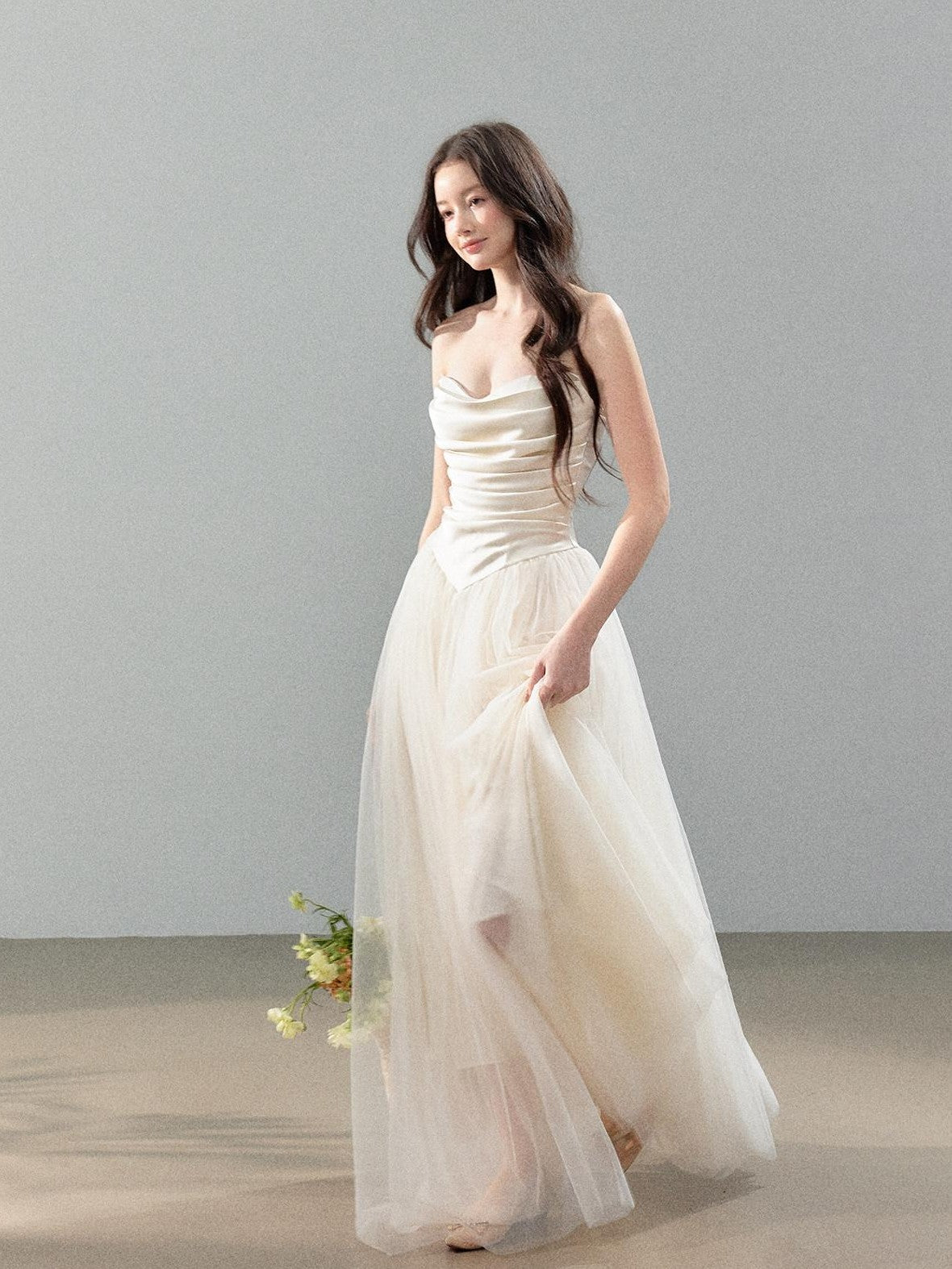 YZZI HE Ivory Satin Splice Voluminous Tulle Women&