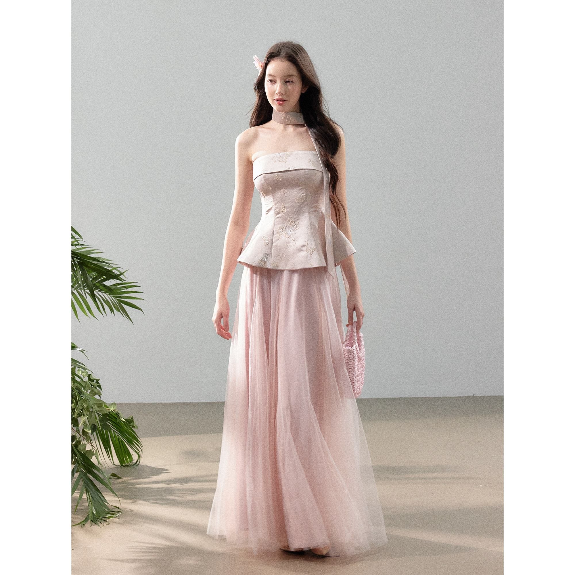 YZZI_HE_Jacquard_Strapless_Fitted_Waist_Modern_Chinese_Women&