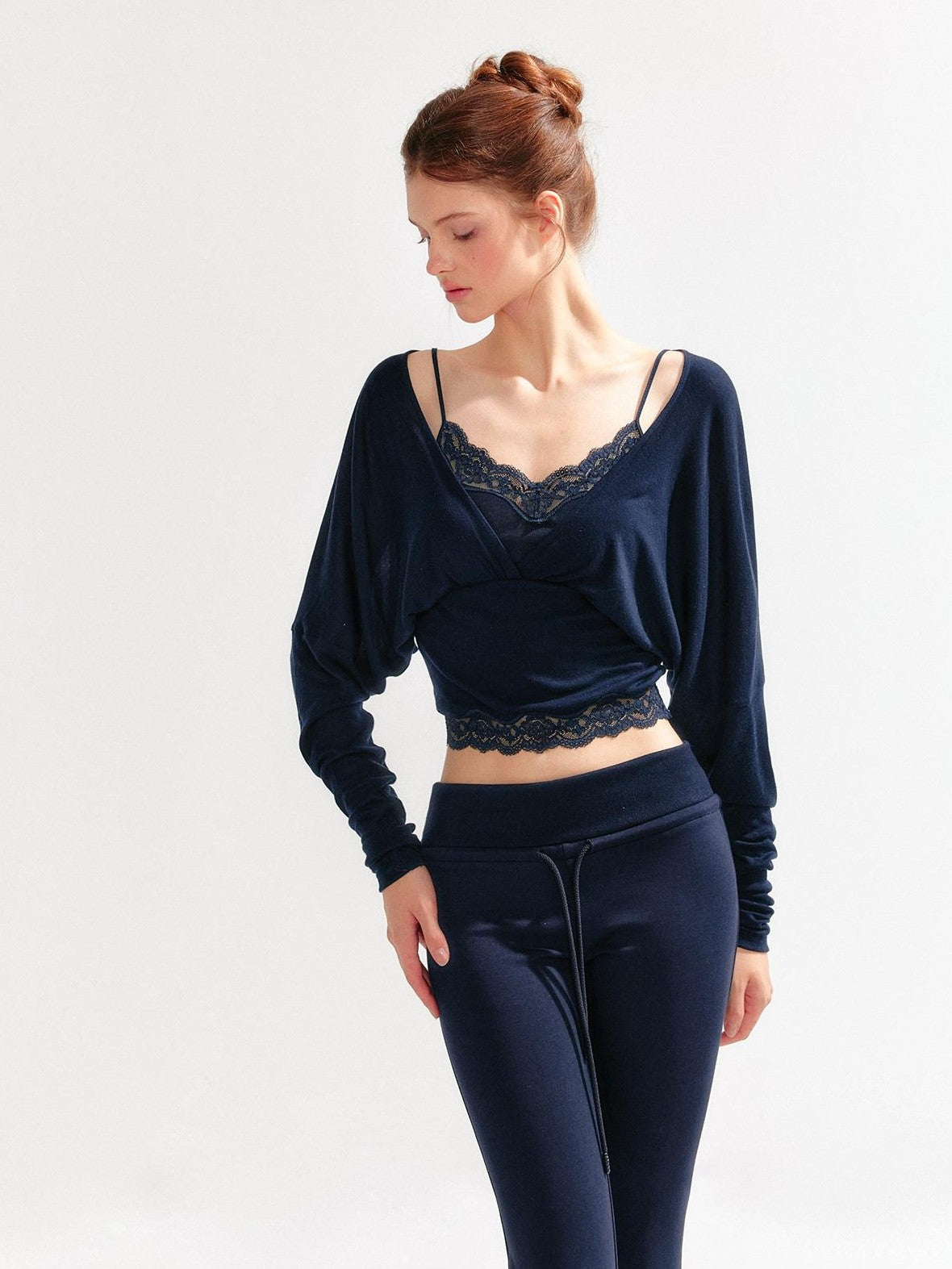 YZZI HE Lace Batwing Knit V-neck Women&