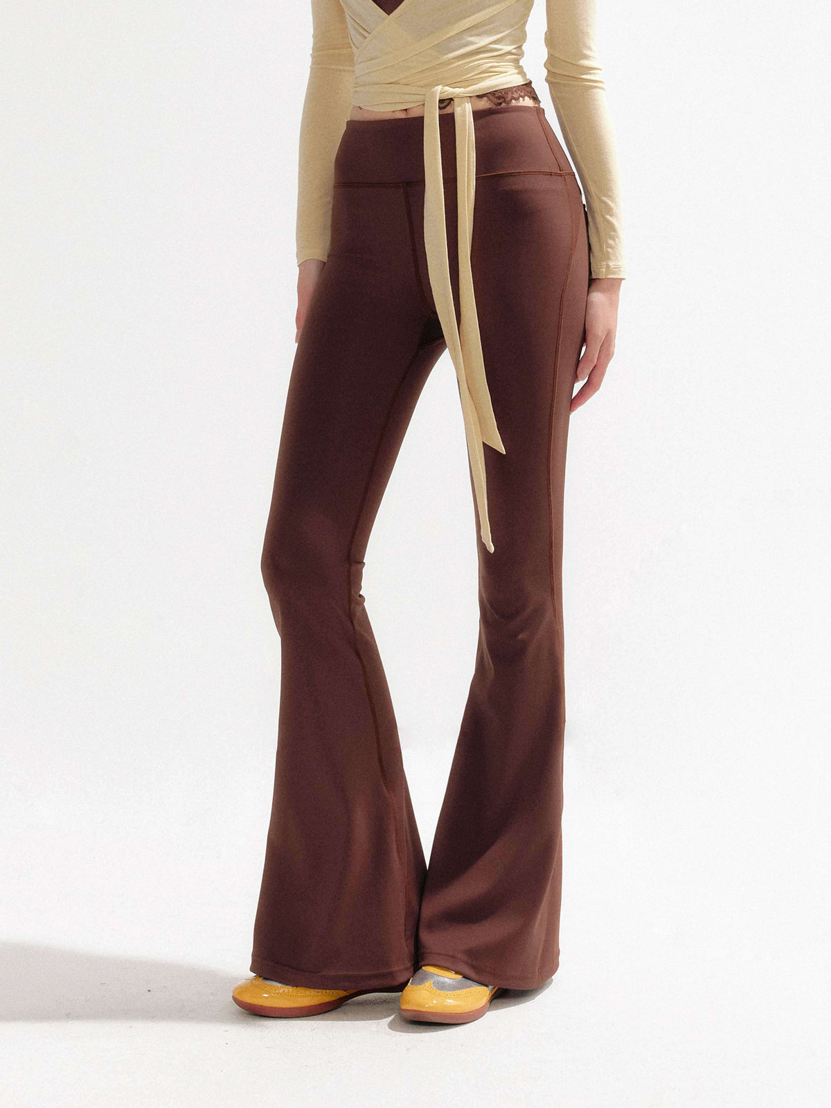 YZZI_HE_Low_Waist_Slimming_Stretch_Flared_Women&
