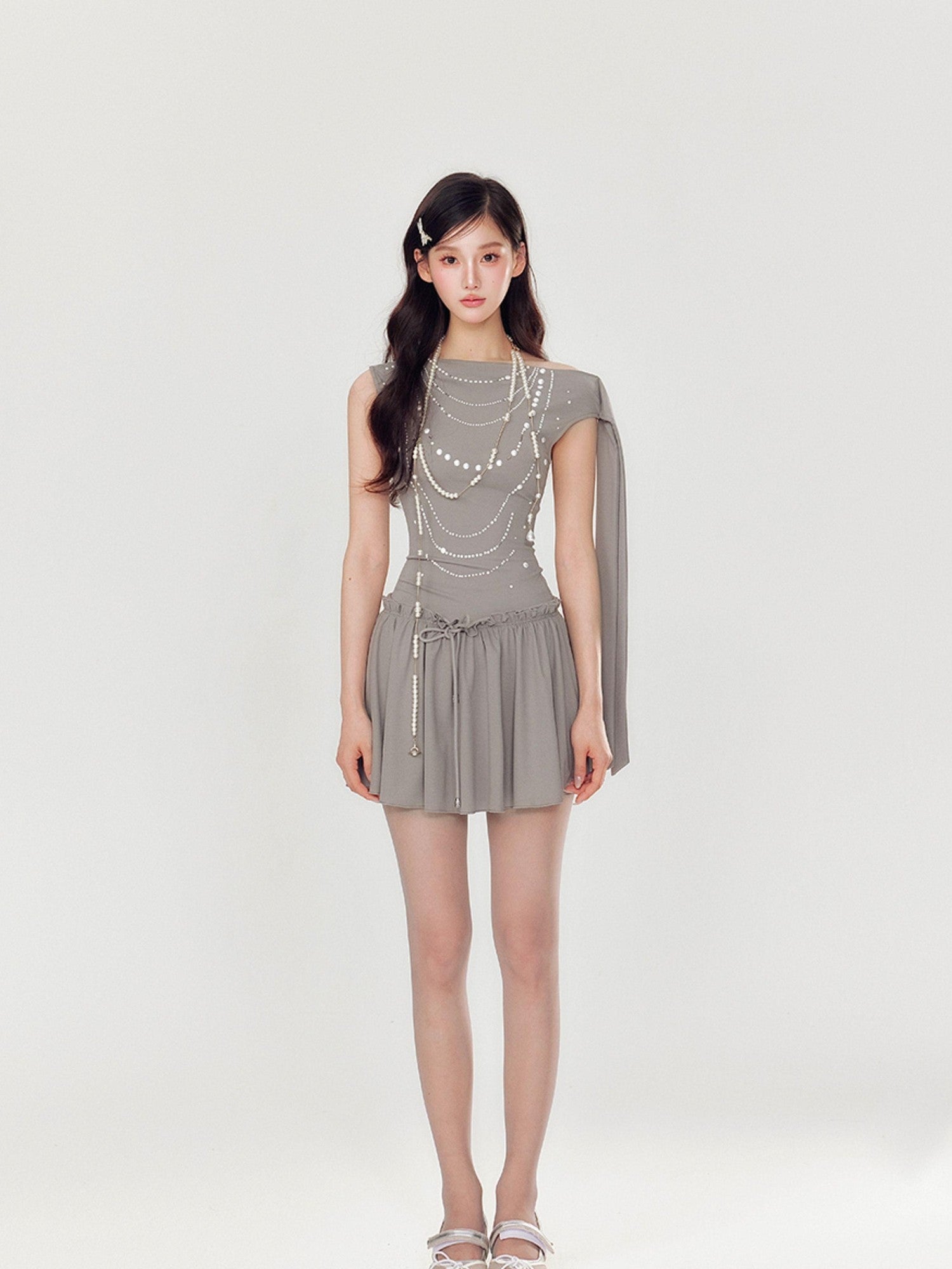 YZZI HE Pearl Rhinestone One Shoulder Puff Women&