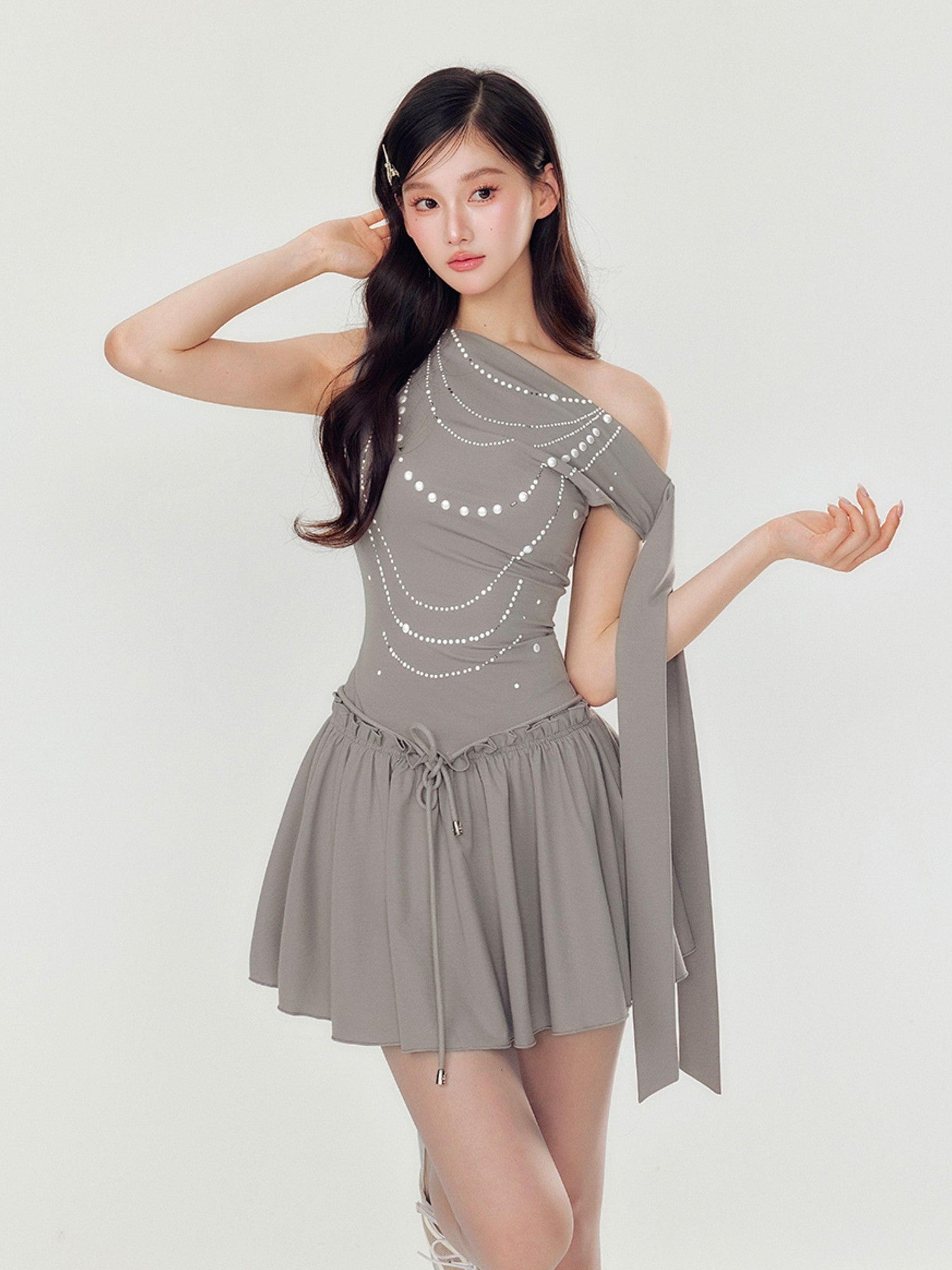 YZZI HE Pearl Rhinestone One Shoulder Puff Women&