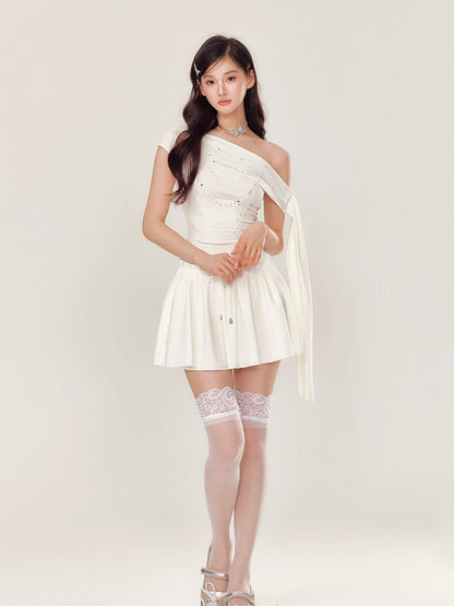 YZZI HE Pearl Rhinestone One Shoulder Puff Women&