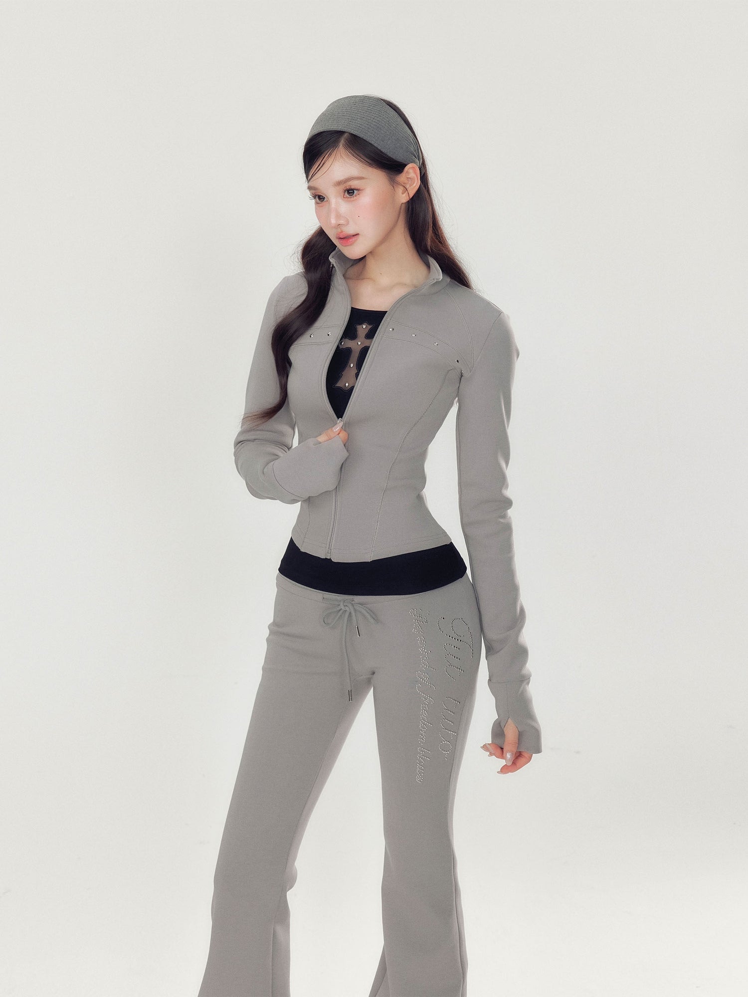YZZI_HE_Pink_Stand_Collar_Slim_Fit_Yoga_Zipper_Long_Sleeve_Women&