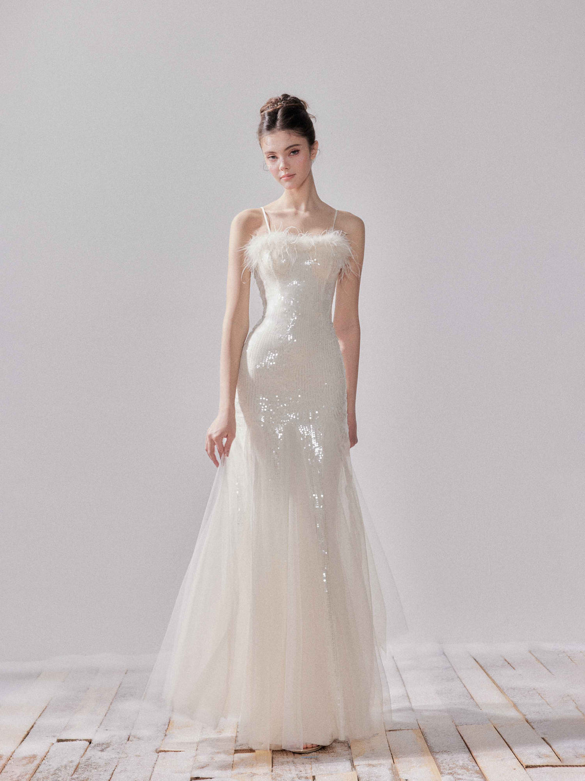 YZZI_HE_Sequin_Mesh_Fishtail_U_Neck_Women&