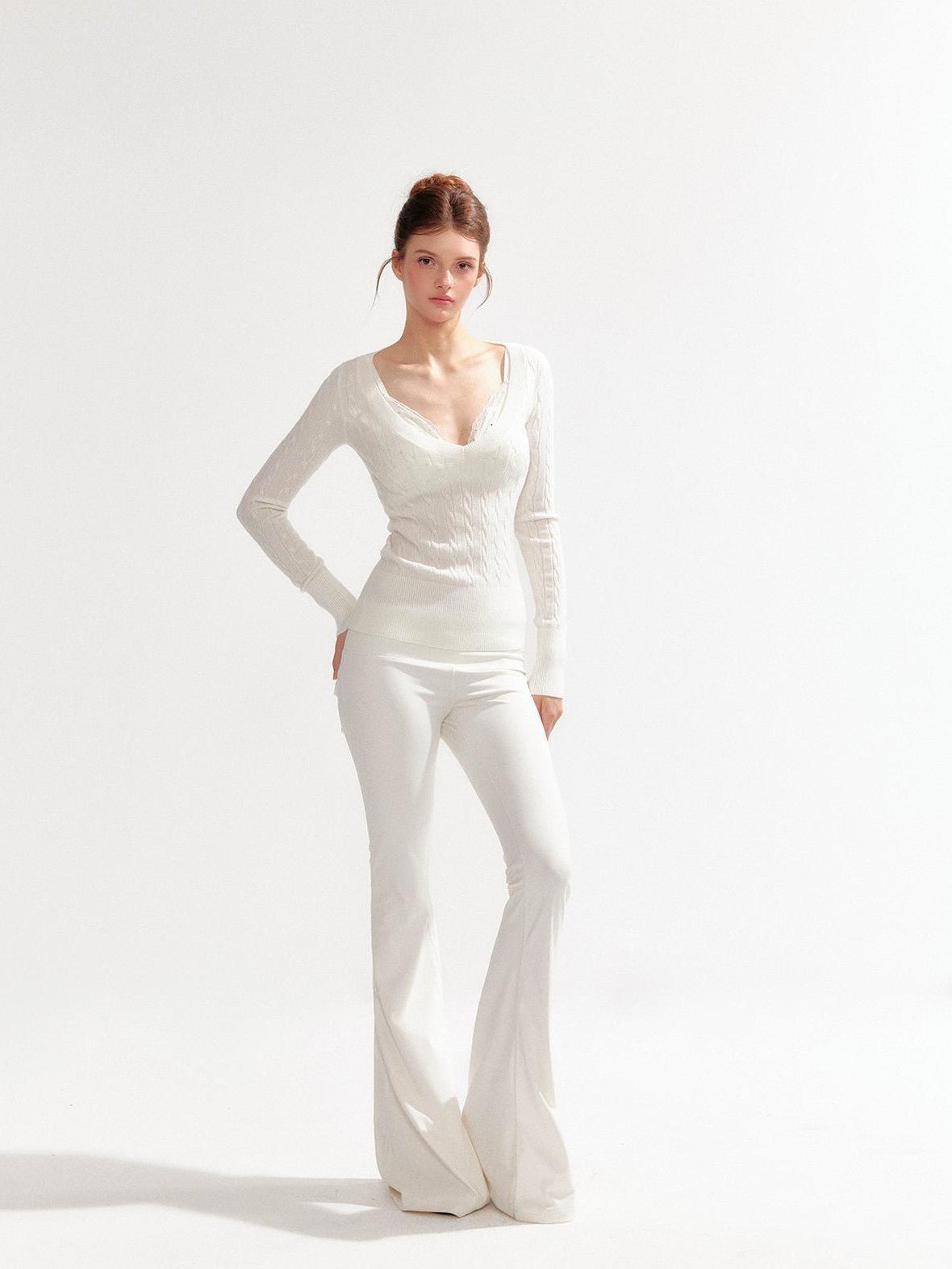 YZZI HE V-neck Cable Knit Slim Fit Preppy Style Women&