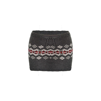 YZZI_HE_Vintage_Fair_Isle_Collegiate_Intellectual_Women&