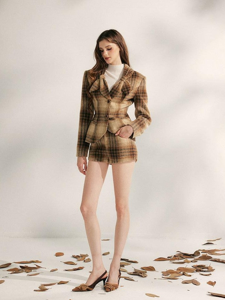 YZZI HE Vintage Plaid Structured Shoulder Cinched Waist Women&