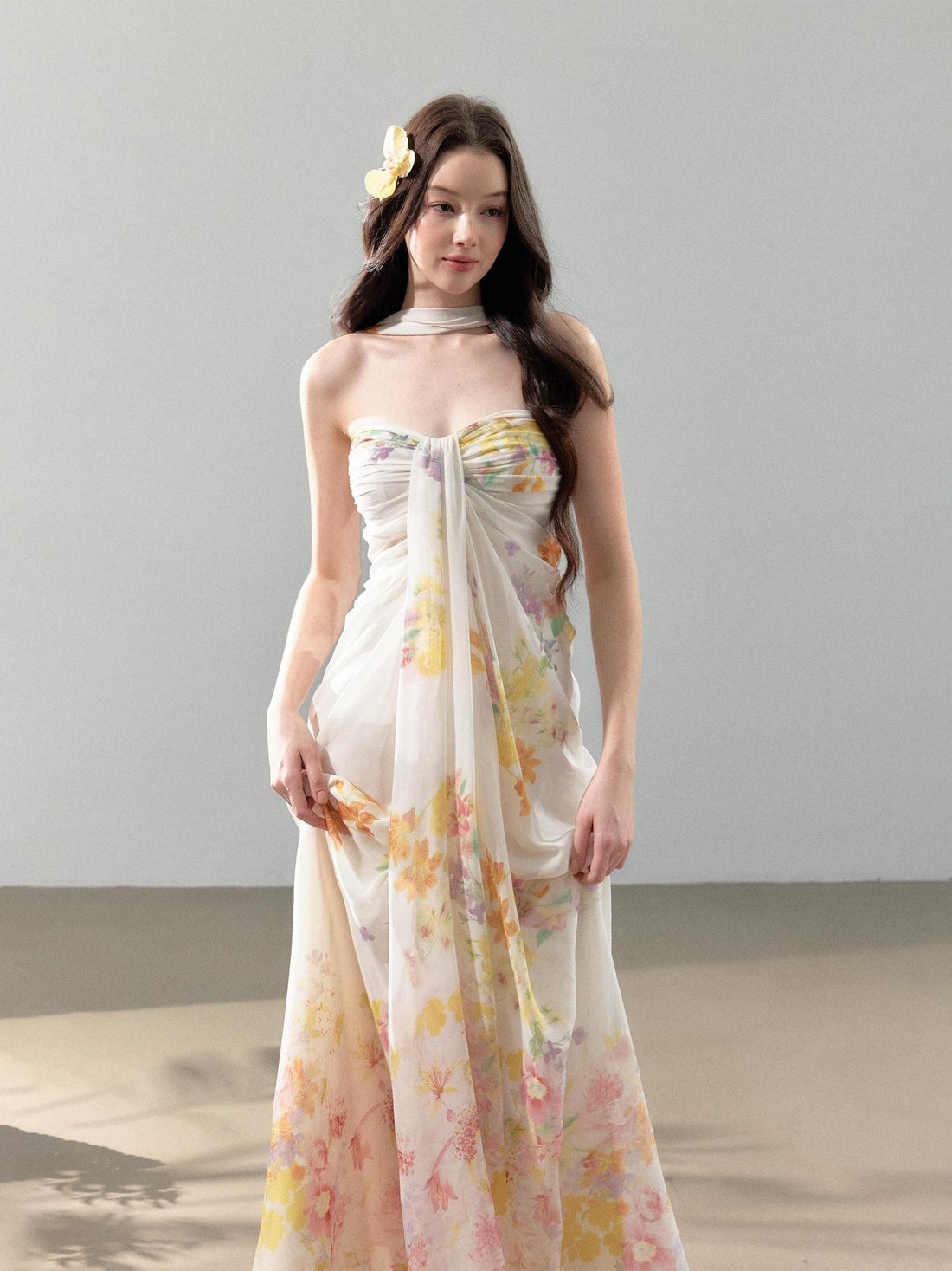 YZZI HE White Floral Halter Bandeau Women&