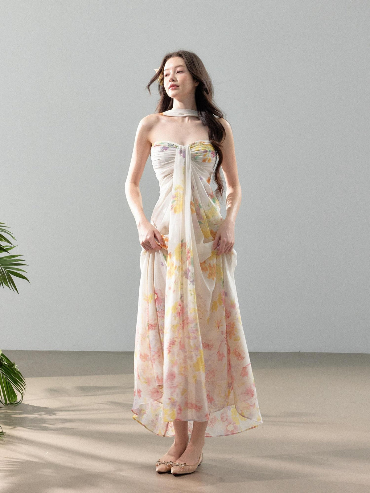 YZZI HE White Floral Halter Bandeau Women&