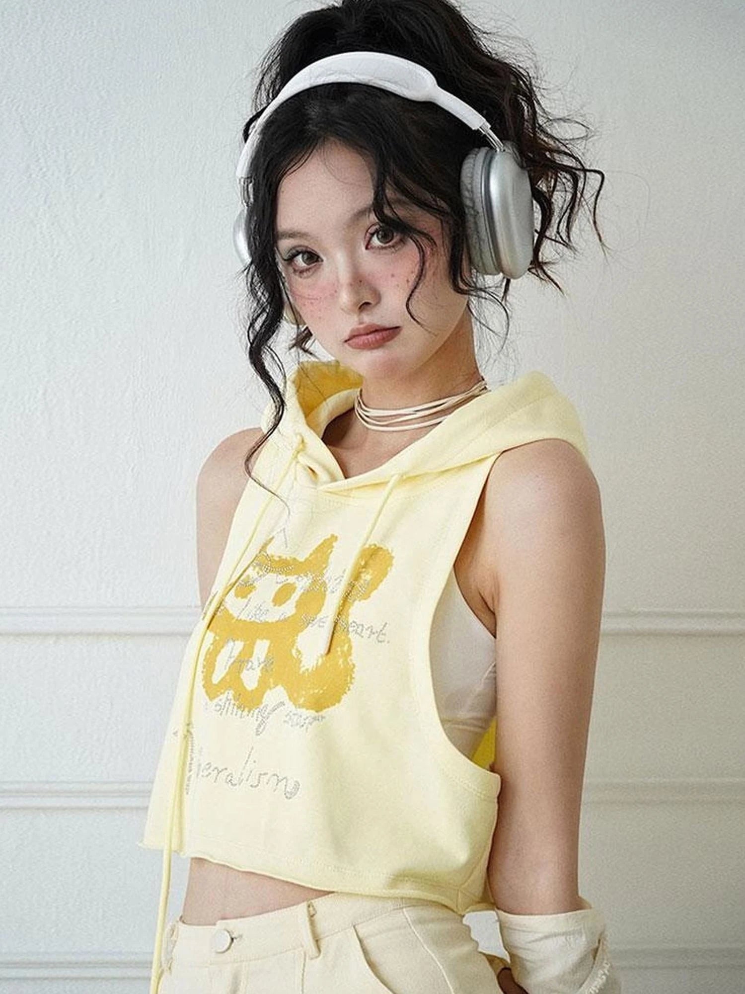 Yellow Hooded Sweatshirt Vest With Rhinestone Print Two Piece Set