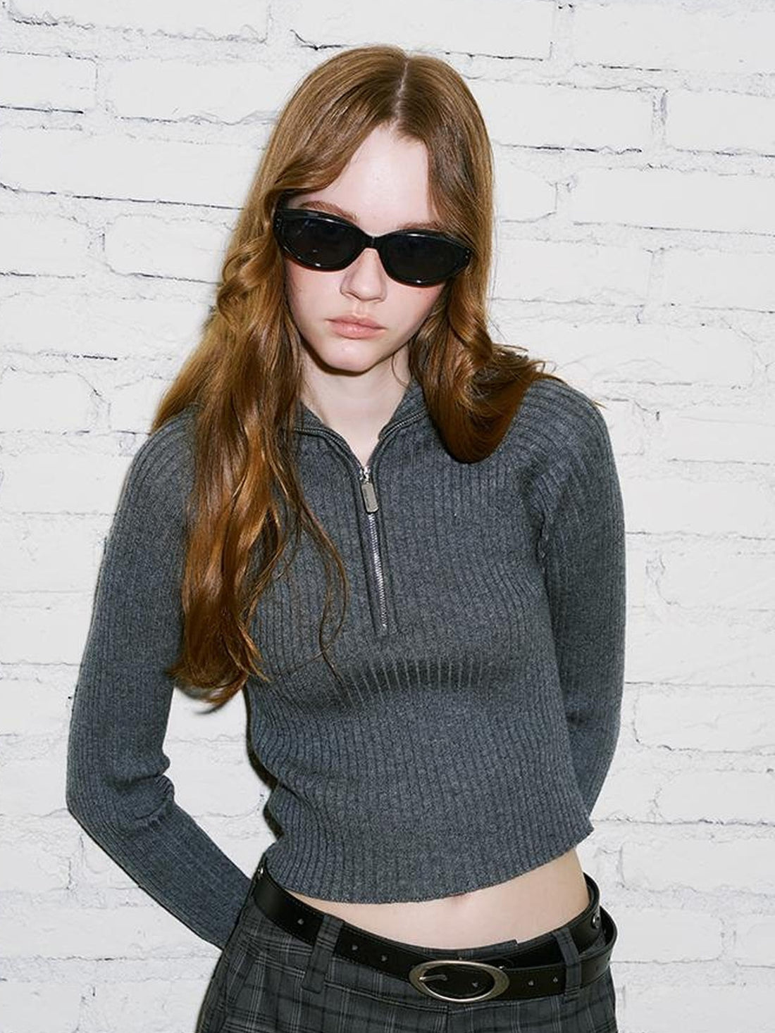 DIDDI MODA Zippered Turtleneck Knit Sweater Slim Fit High Collar Winter Layering Essential