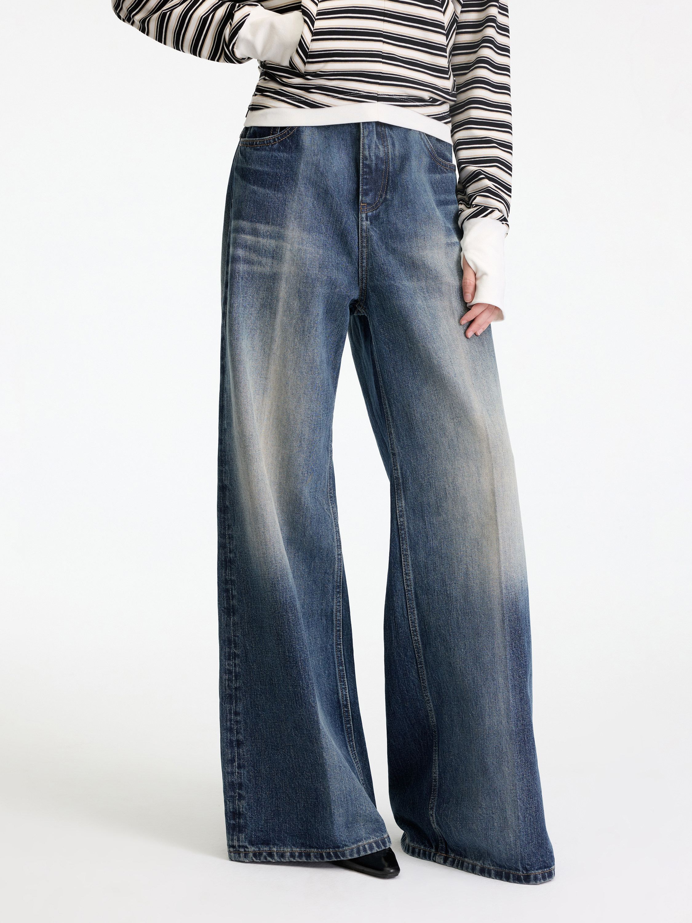 RUN_TO_THE_FUTURE_Washed_Ice_Blue_Casual_Natural_Waist_Womens_Non_Stretch_Denim_Straight_Jeans_MISSTT