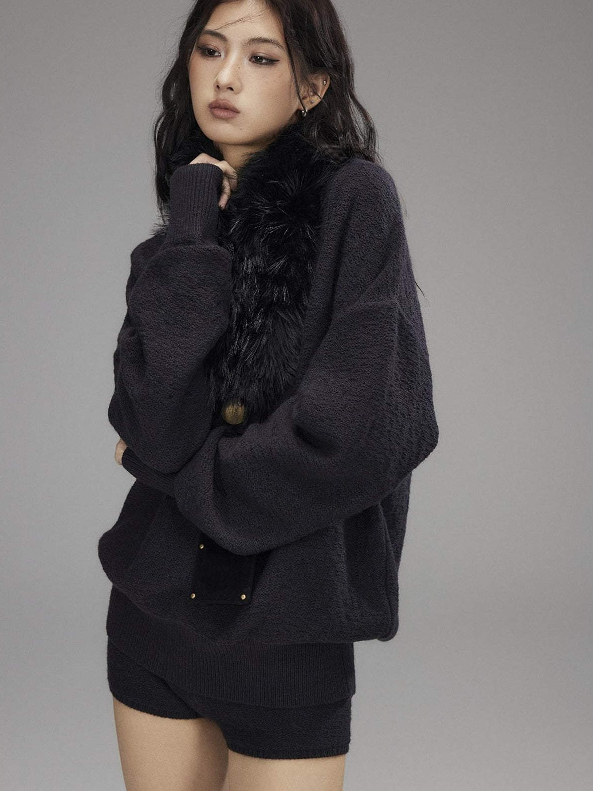 Low pixel Knitted Wool Blend Loose Street Style Women Two Piece Set Navy Mini Shorts