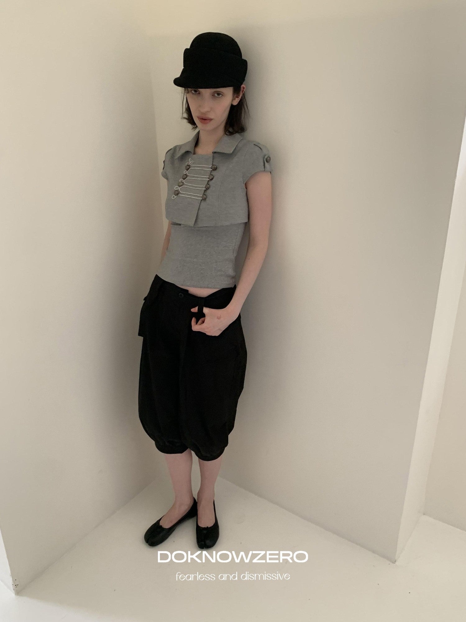 DKZ OFFICIAL Grey Double Breasted Cropped Collared Women&