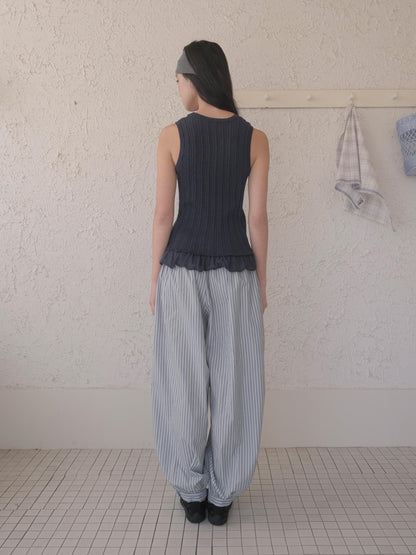 DKZ OFFICIAL Ribbed Knit Ruffle Hem U Neck Racerback Women&