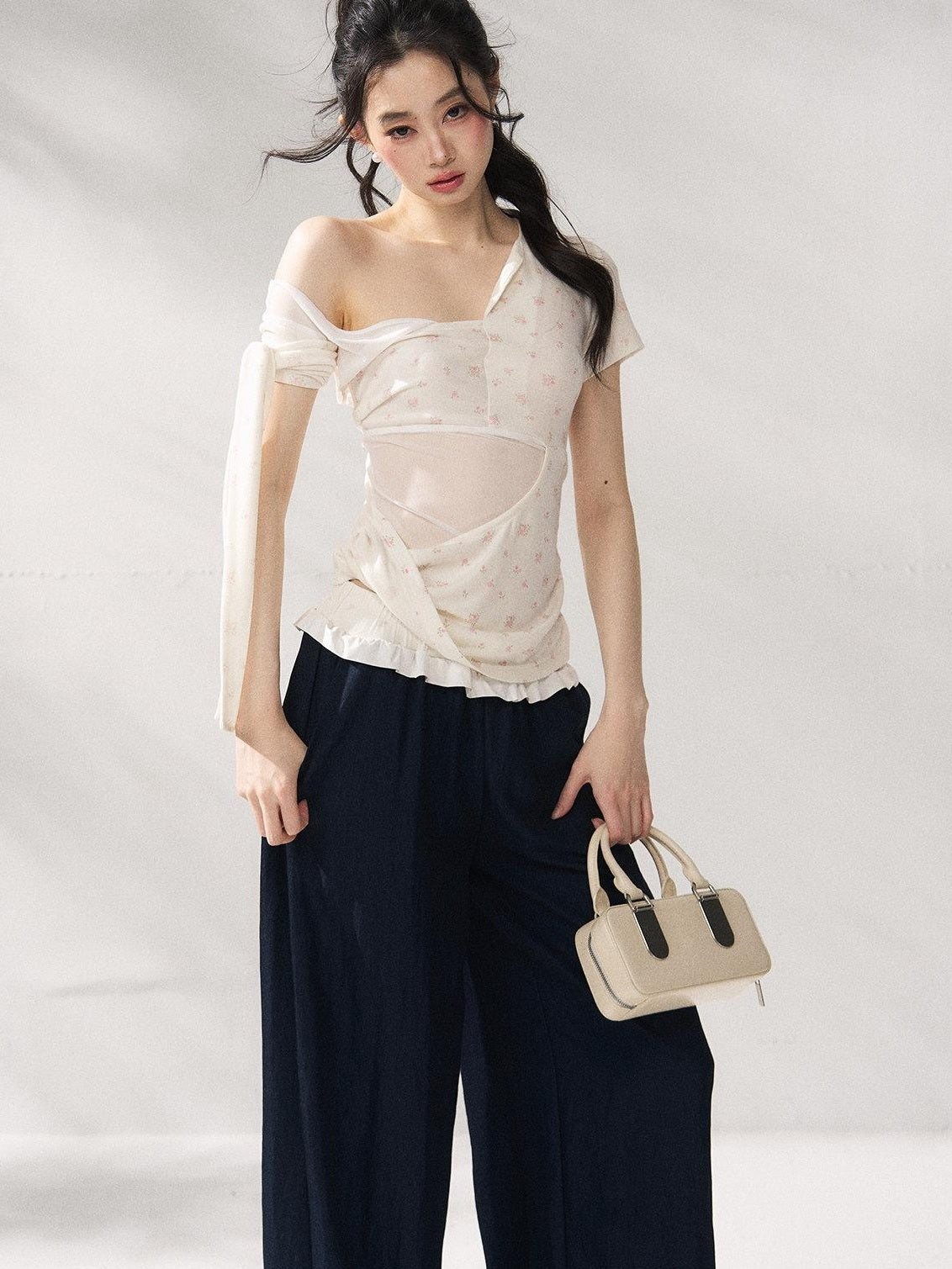 7Shiftin Floral Tie Slim Fit Casual Asymmetrical Neck Short Sleeve Women Basic Crop Tops