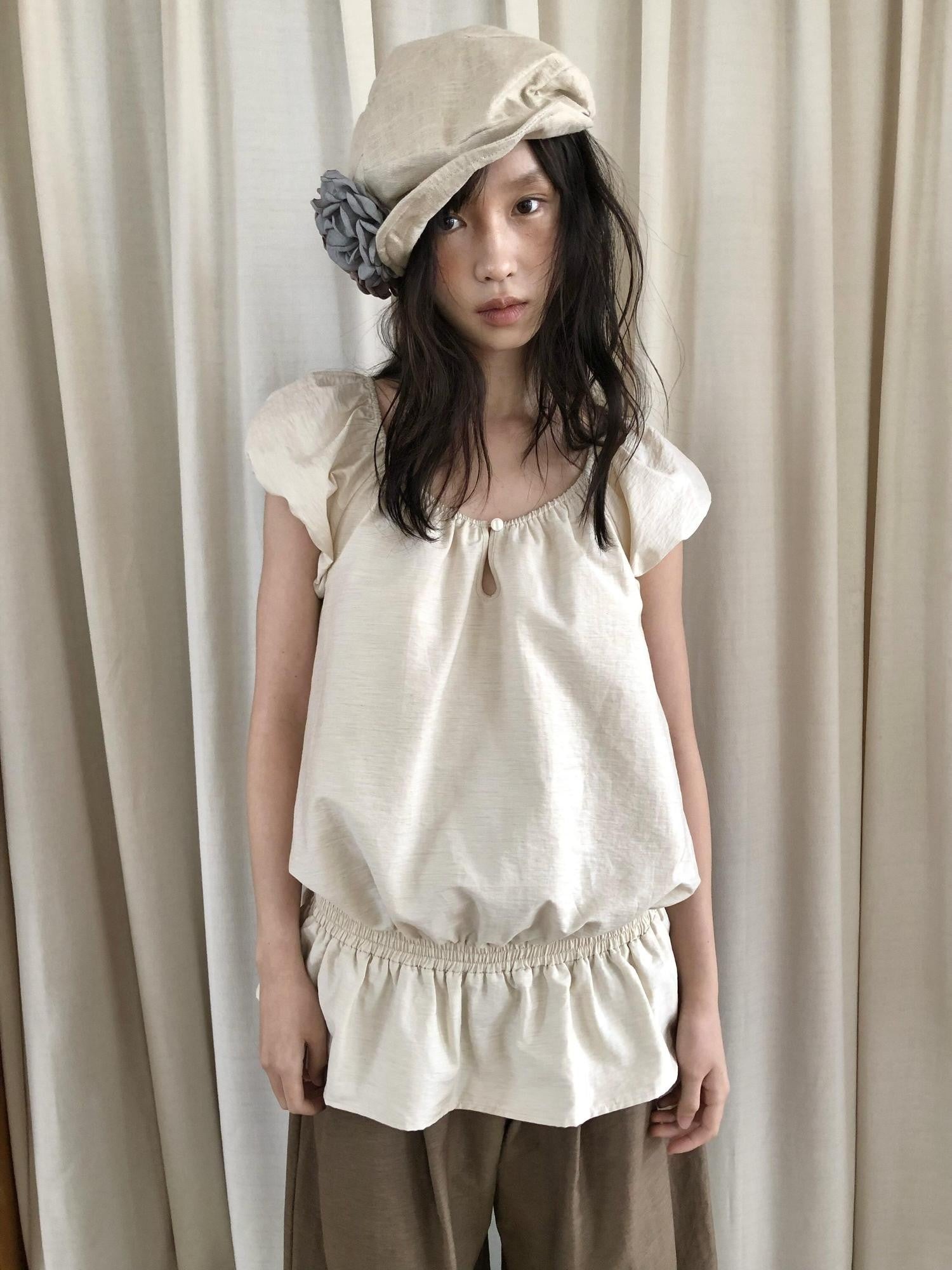 Dorydory Ivory Vintage Puff Sleeve Women&