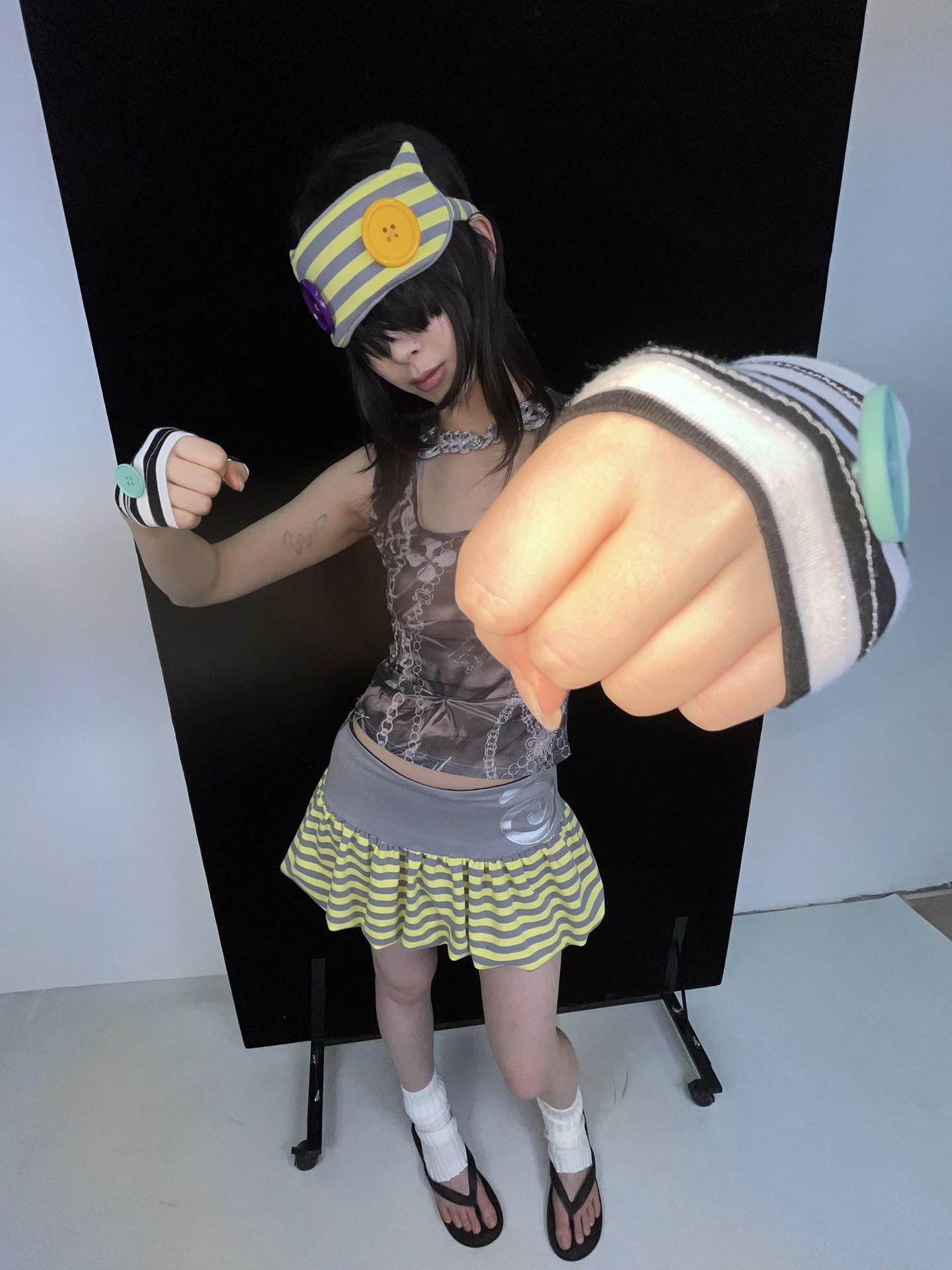 Ttsunami Vintage Black White Striped Half Palm Button Women&