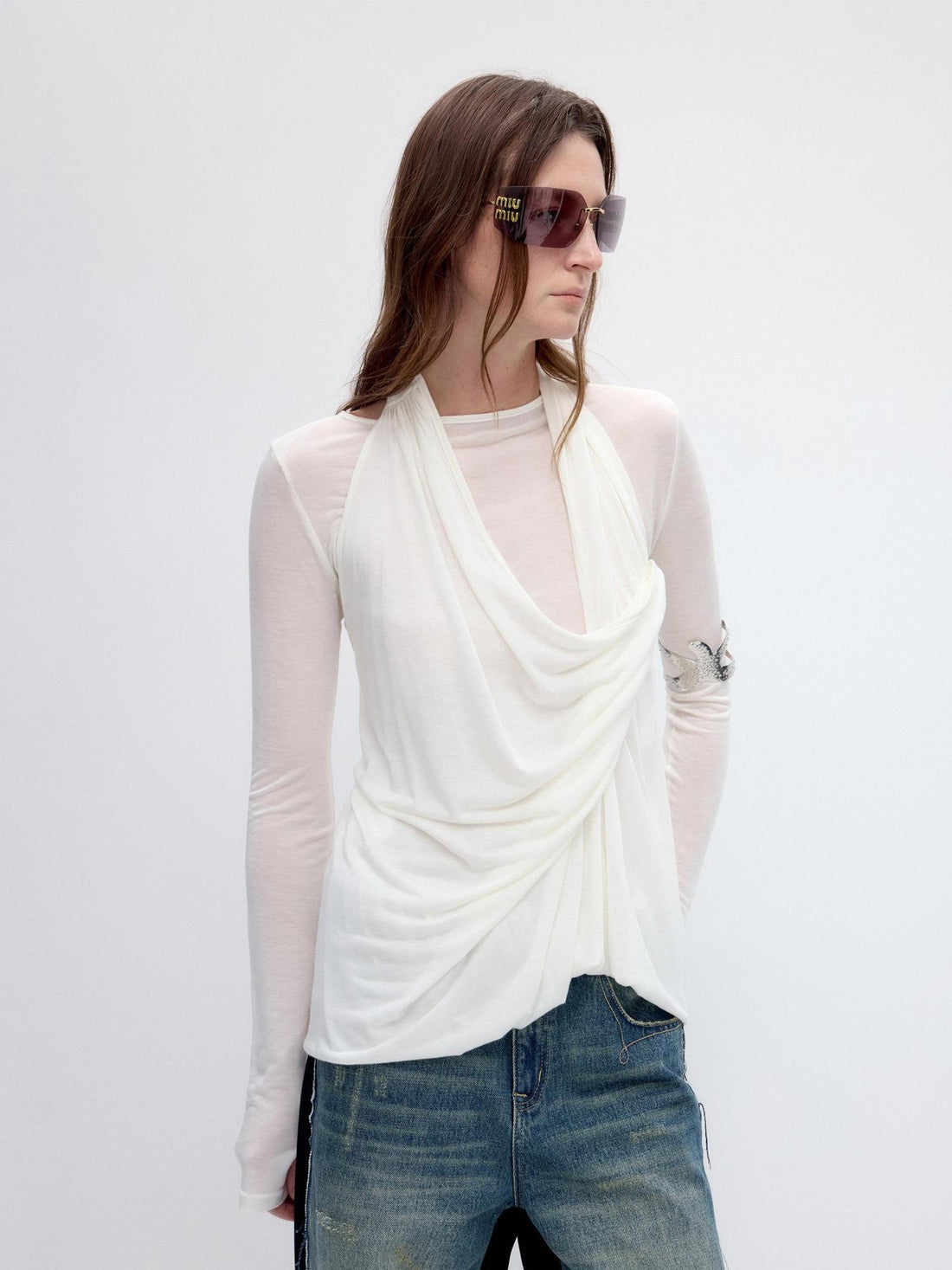 RUN TO THE FUTURE Tencel Wool Blend Pleated Commuter Slim Solid Milk White Long Sleeve T-Shirts