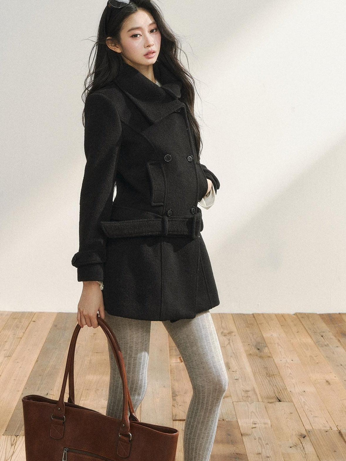 7Shiftin Detachable Wool Casual Cinched Waist Double Breasted Women Black Short Coat