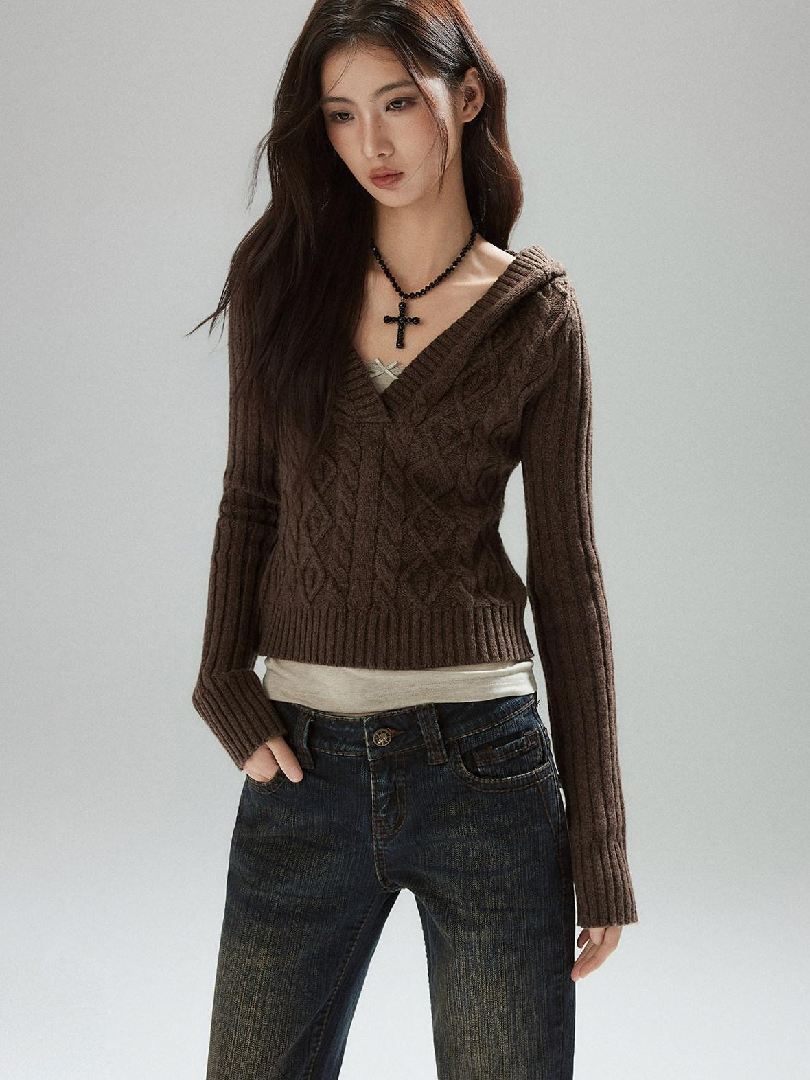 Low pixel Wool Blend V-neck Slim Pullover Two Piece Cami Set Casual Sweaters