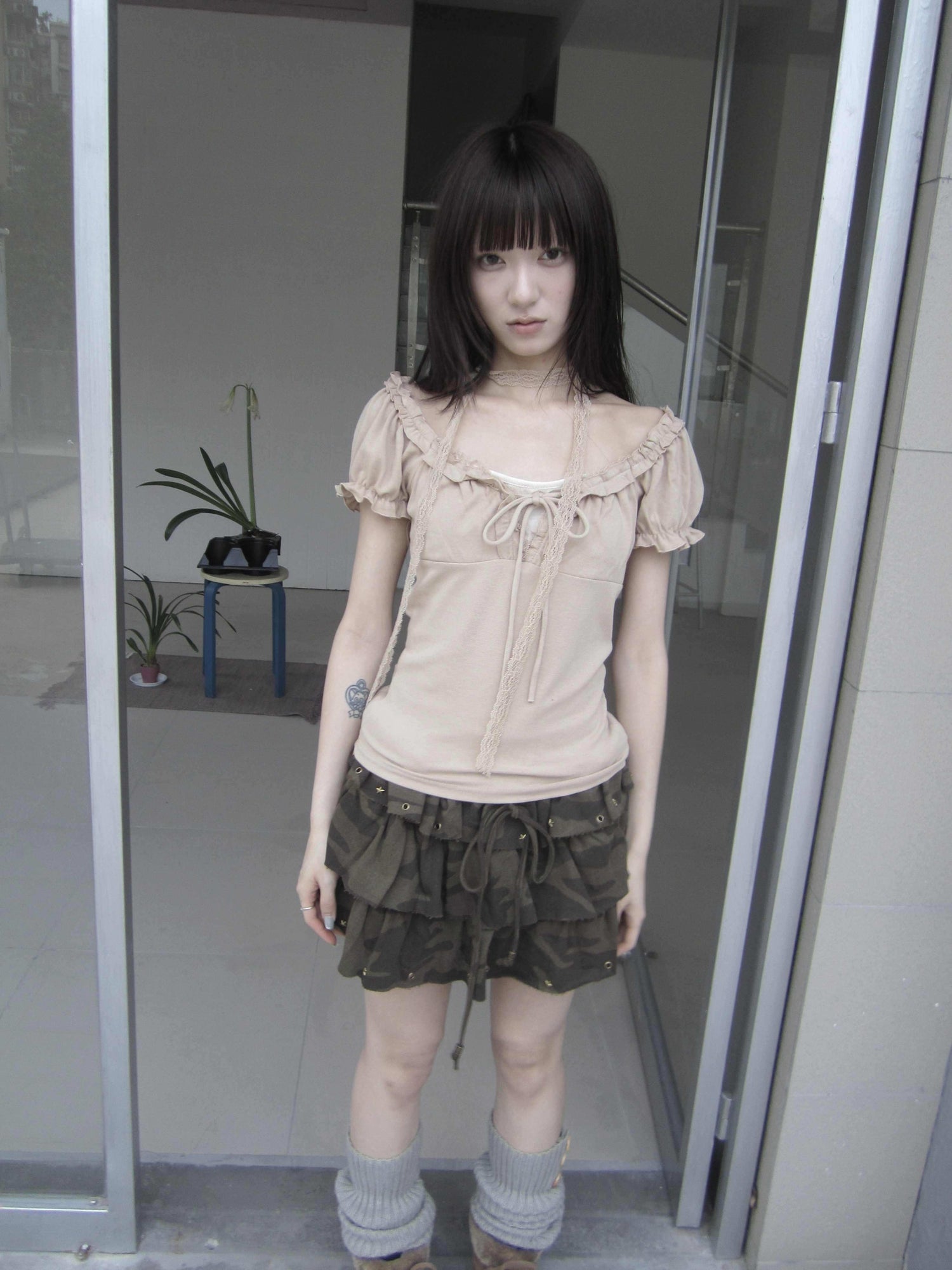 ang_project_Apricot_Gray_Puff_Sleeve_Ruffle_Tie_Square_Neck_Cropped_Women&
